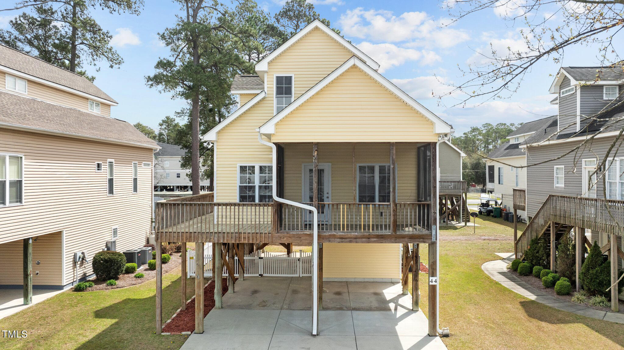 44 Maple Avenue Property Photo
