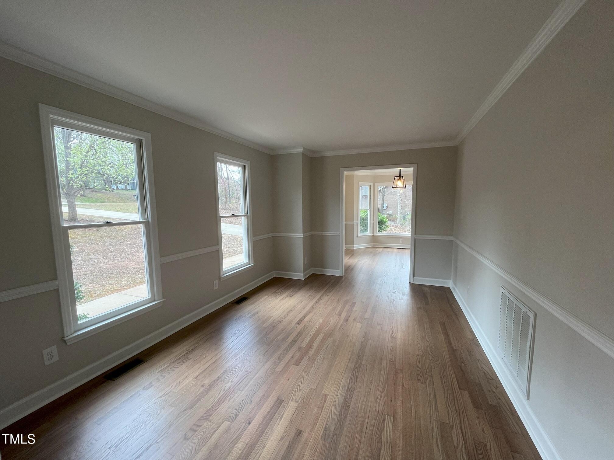 1116 Shadywood Lane Property Photo 8