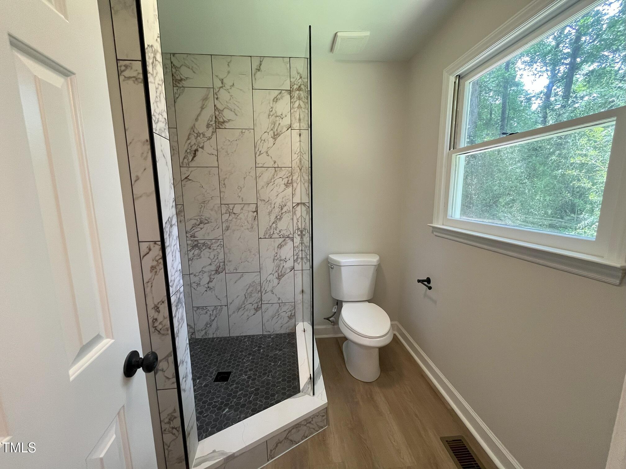 1116 Shadywood Lane Property Photo 13