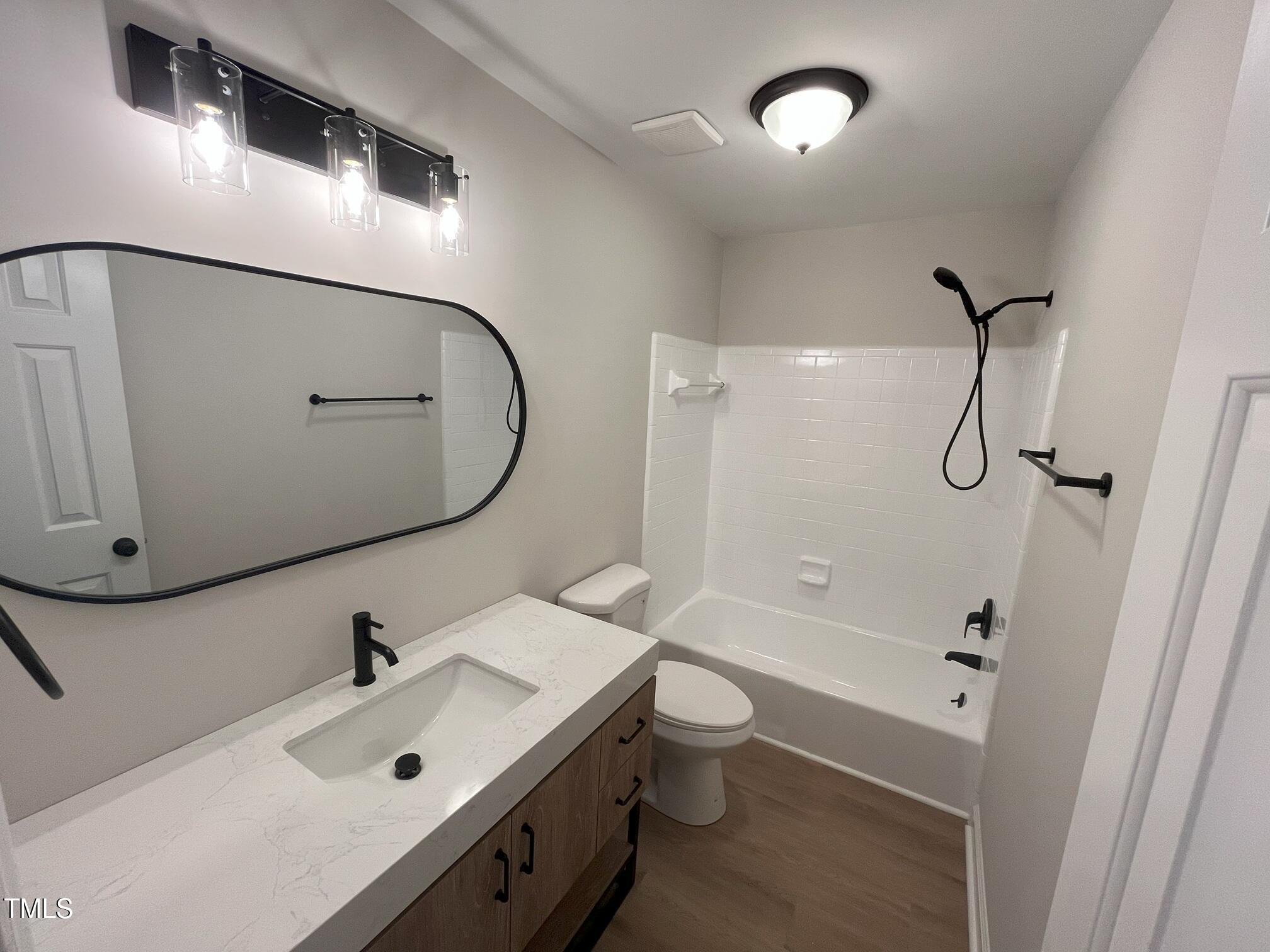 1116 Shadywood Lane Property Photo 18