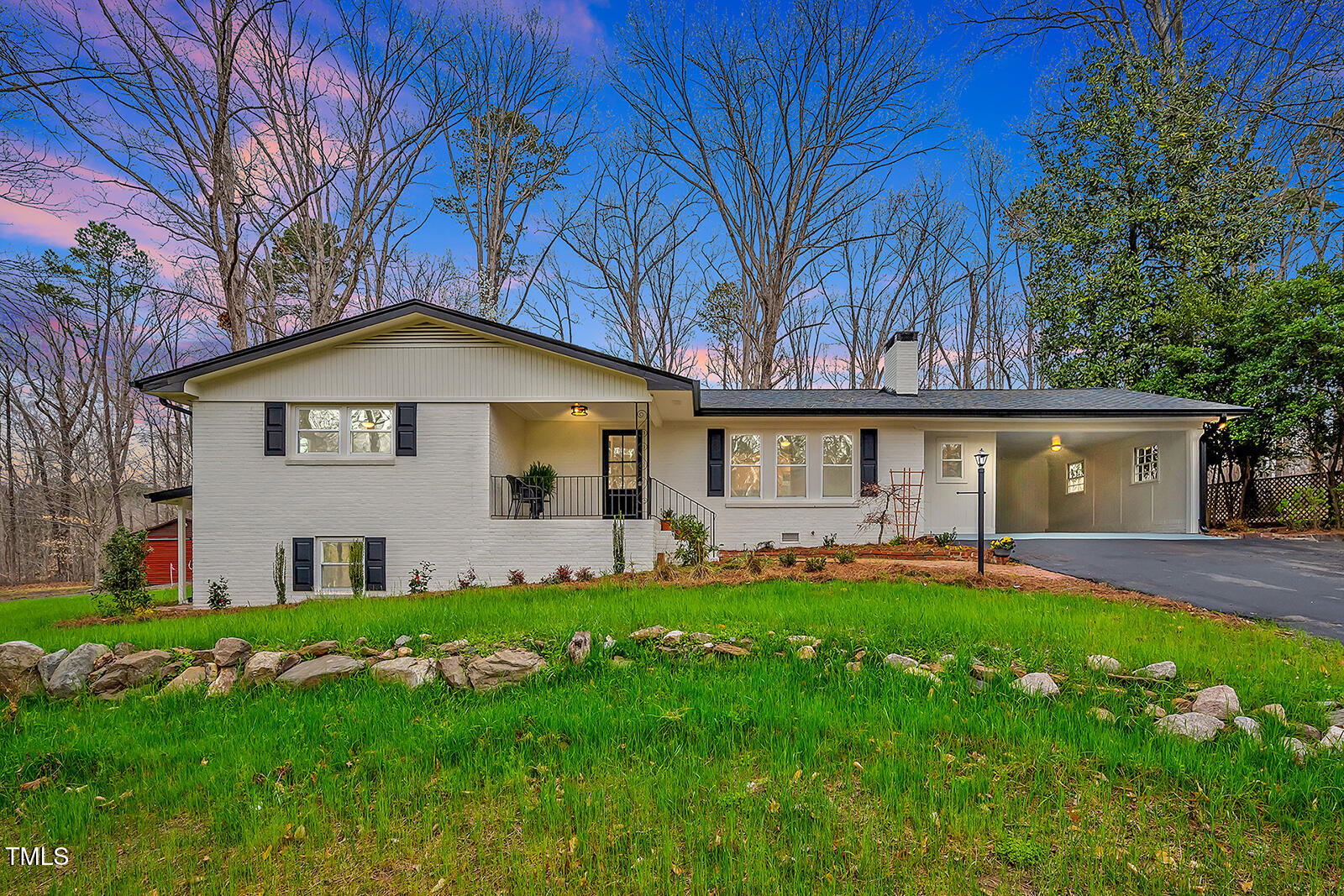 605 Canterbury Road Property Photo