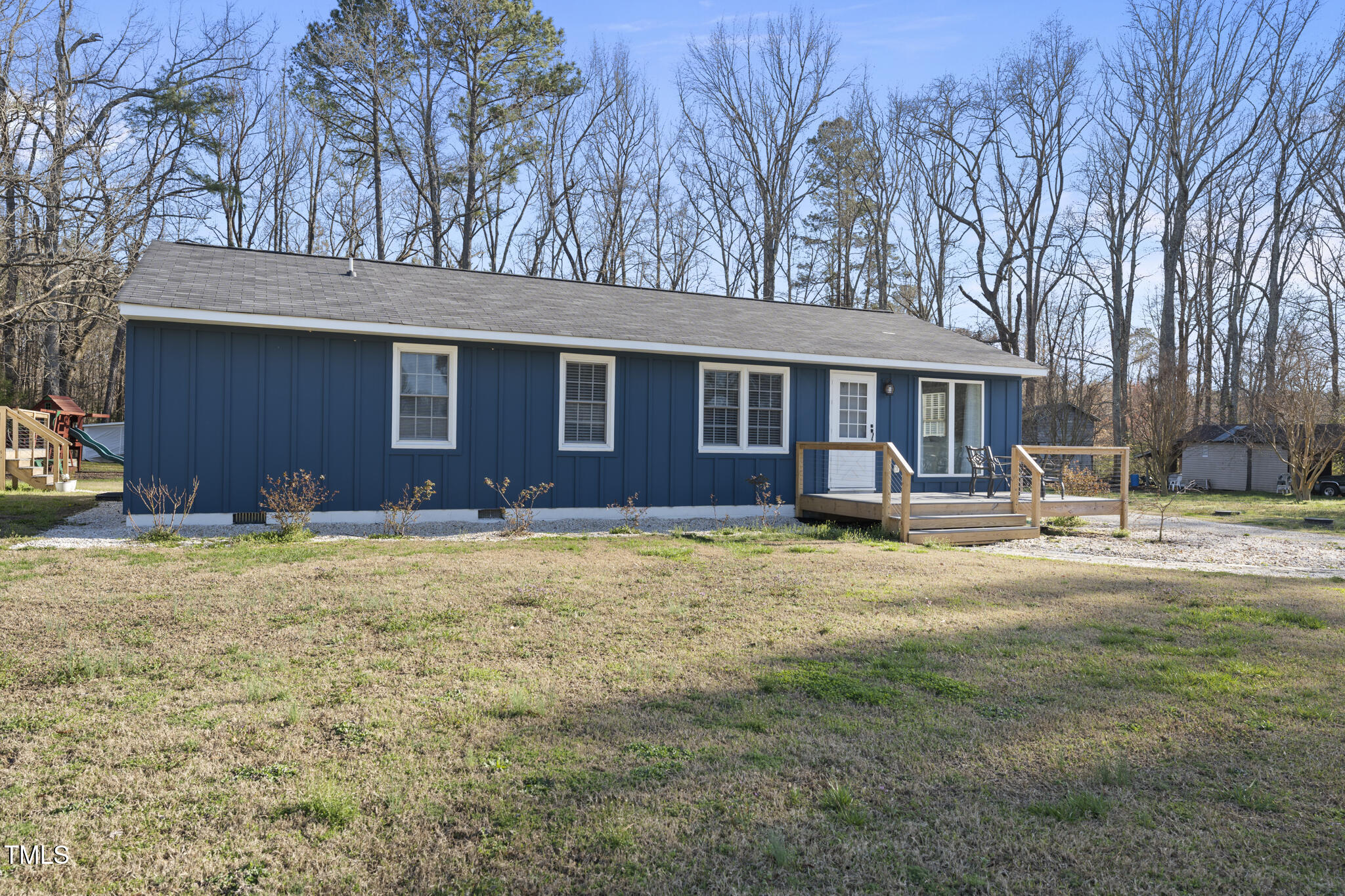 352 Leonard Road Property Photo
