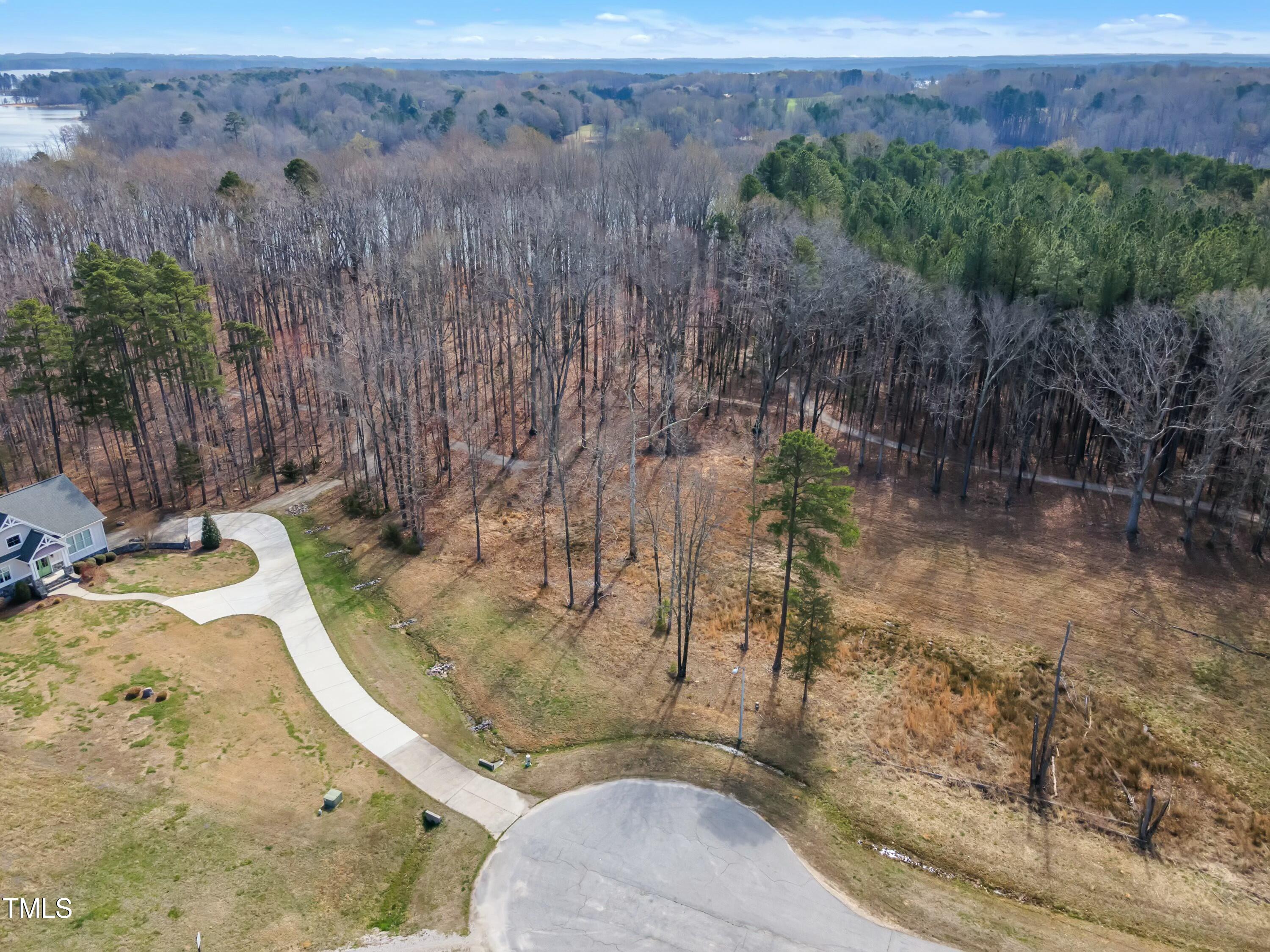 32 Waterstone Lane Property Photo