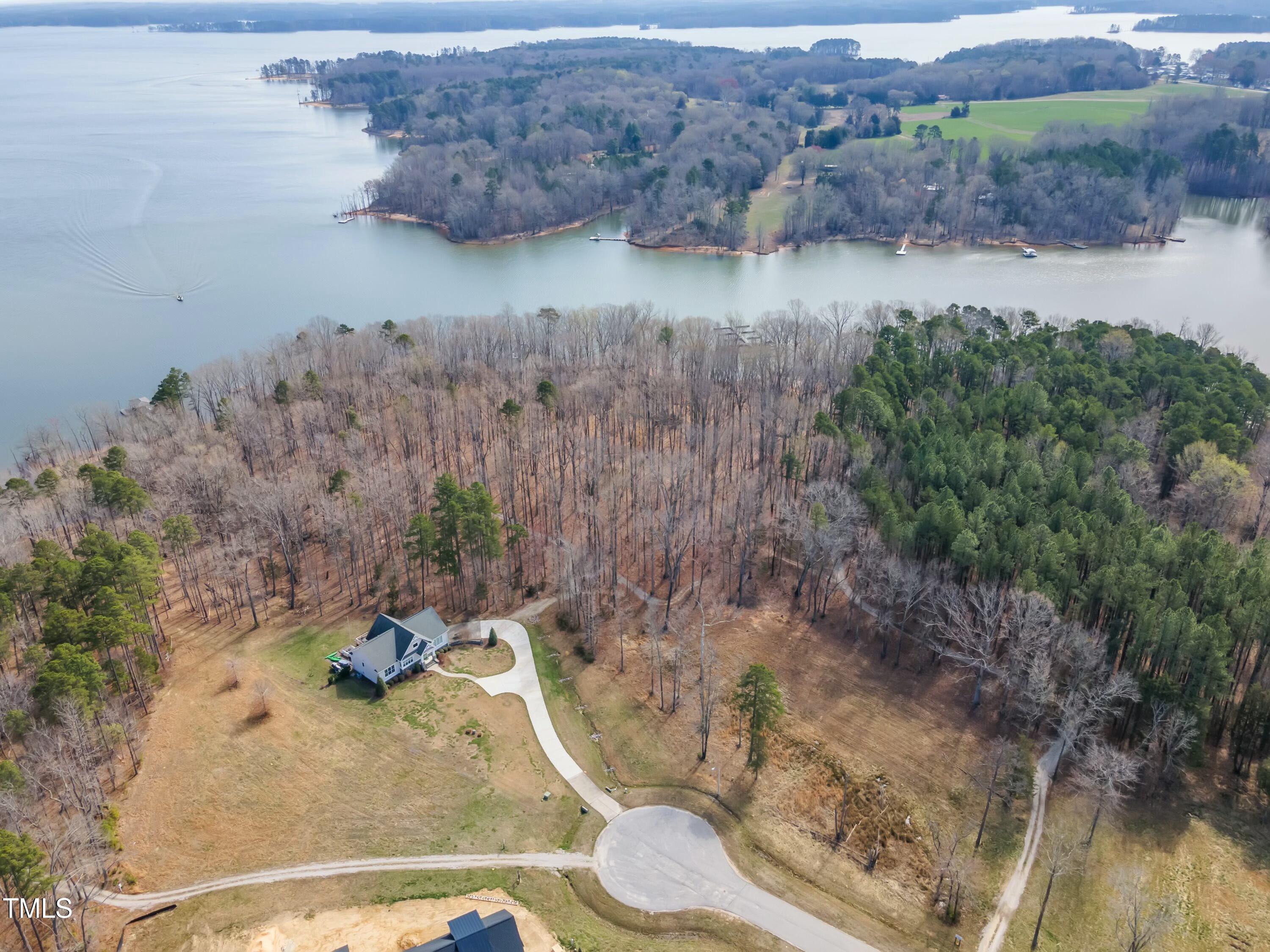 33 Waterstone Lane Property Photo