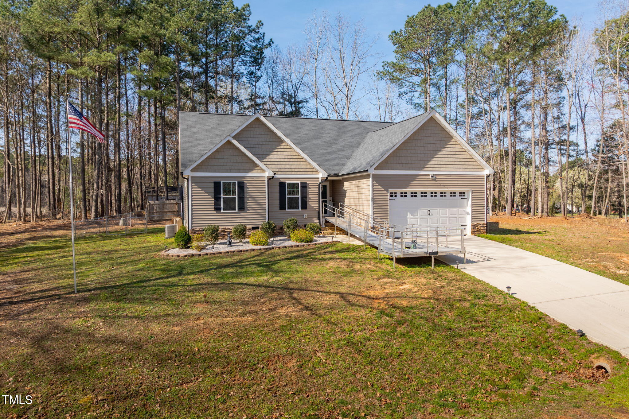 35 Wickersham Way Property Photo