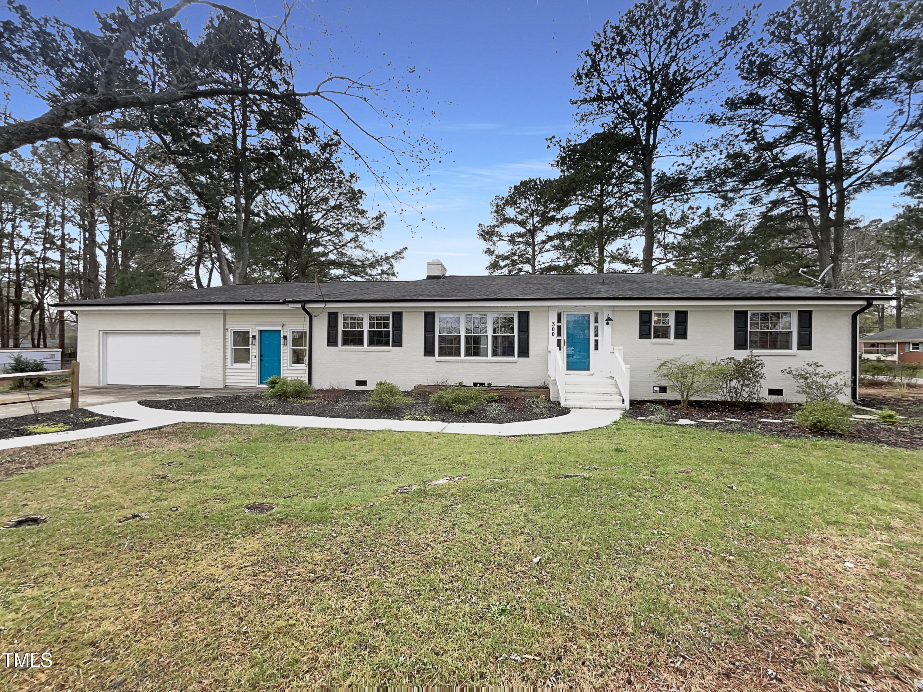 300 Perry Street Property Photo