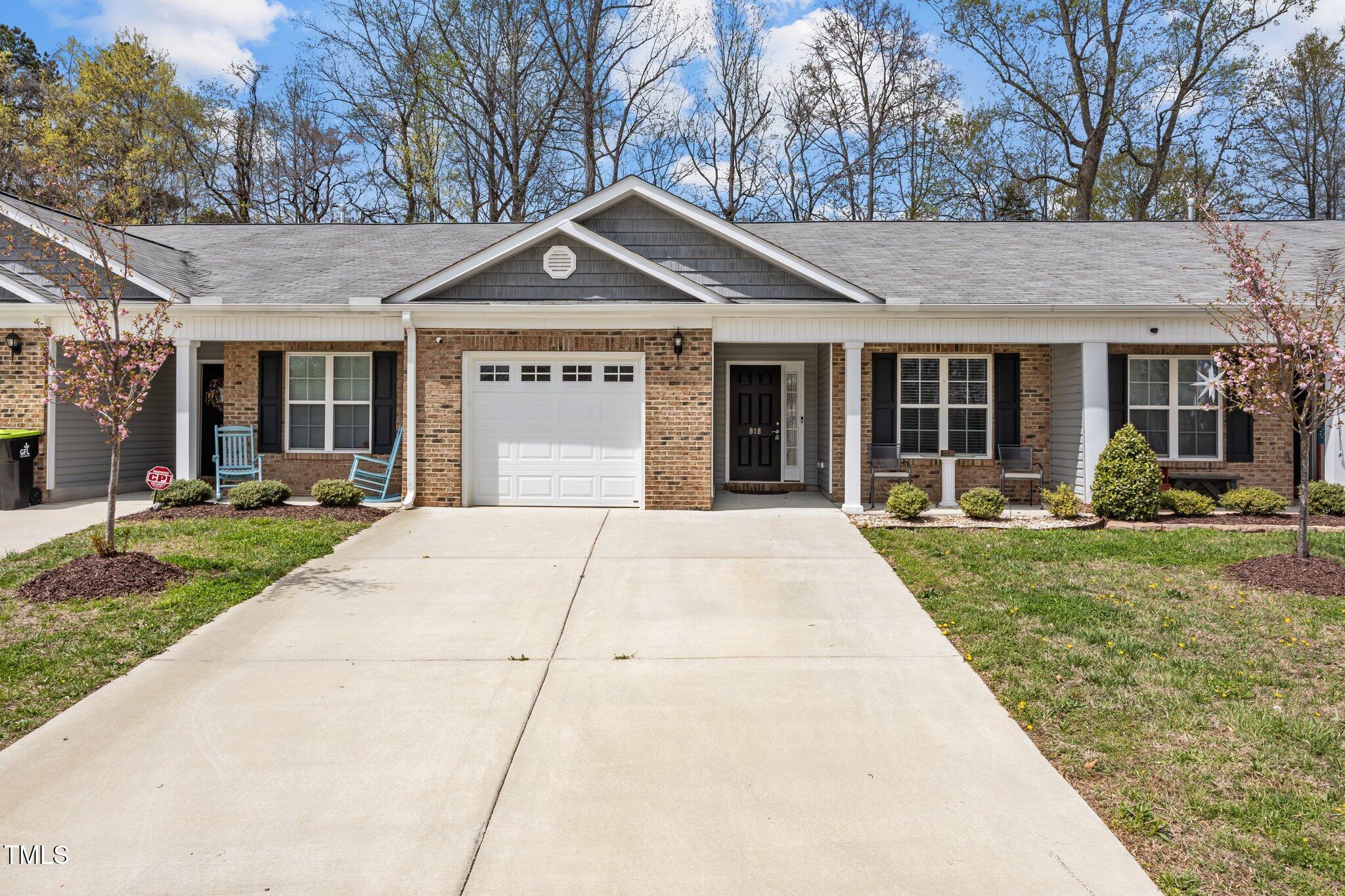 818 Houston Court Property Photo