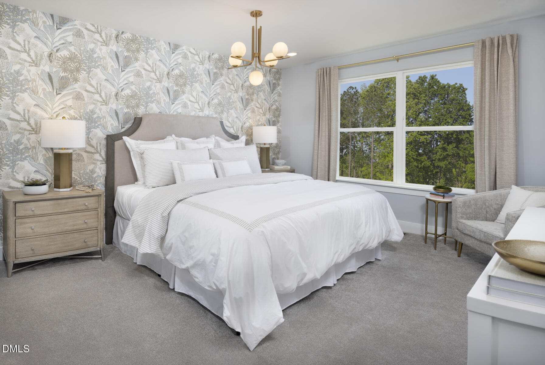 21 Silver Pine Drive Property Photo 12