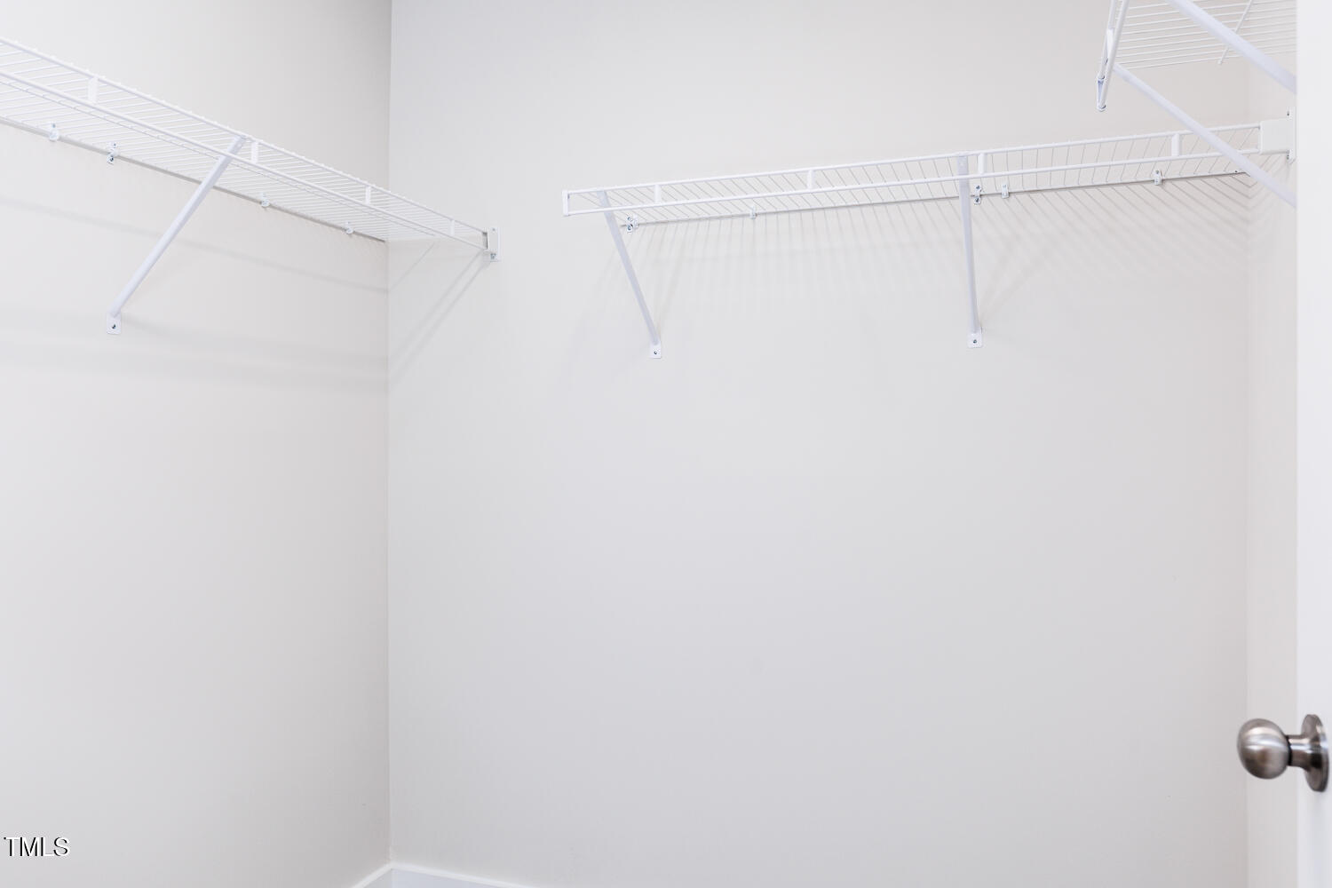 21 Silver Pine Drive Property Photo 39