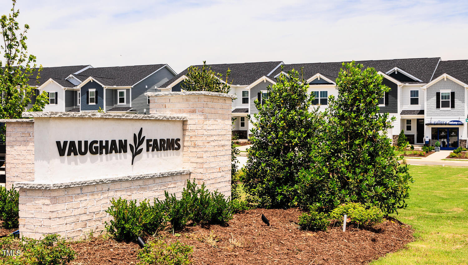 21 Silver Pine Drive Property Photo 49