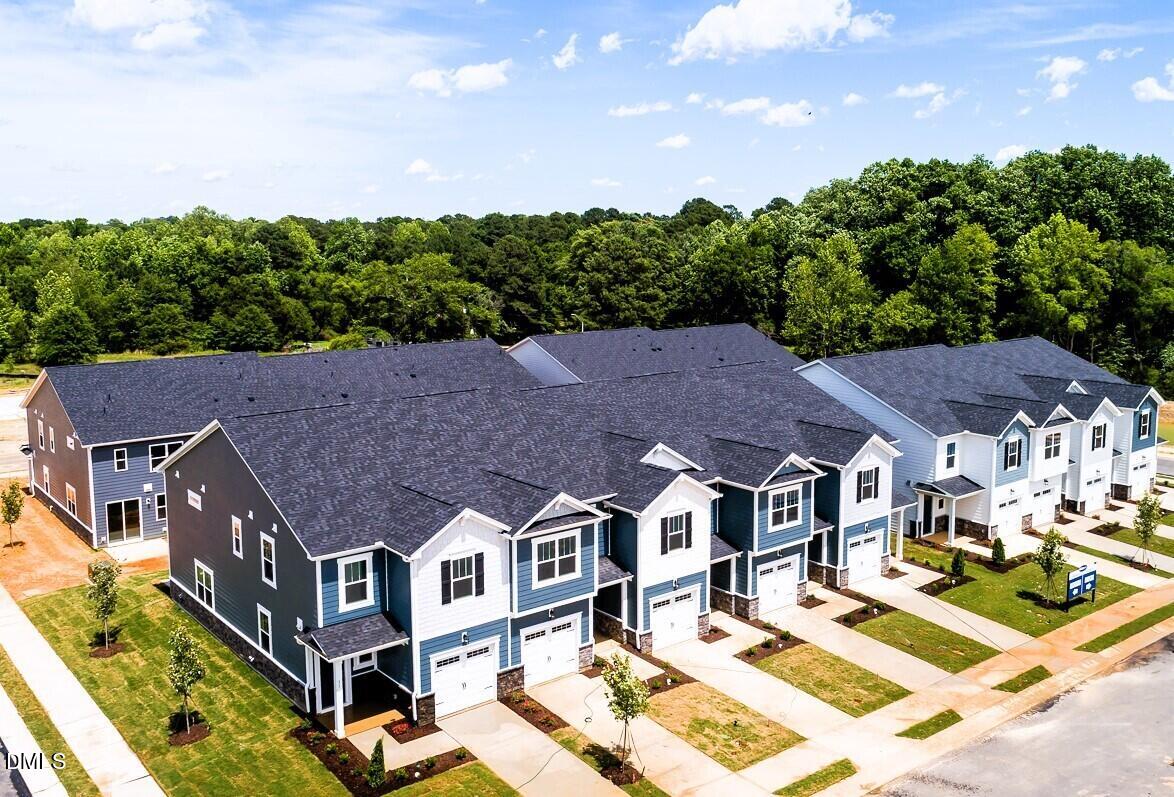 13 Silver Pine Drive Property Photo 1