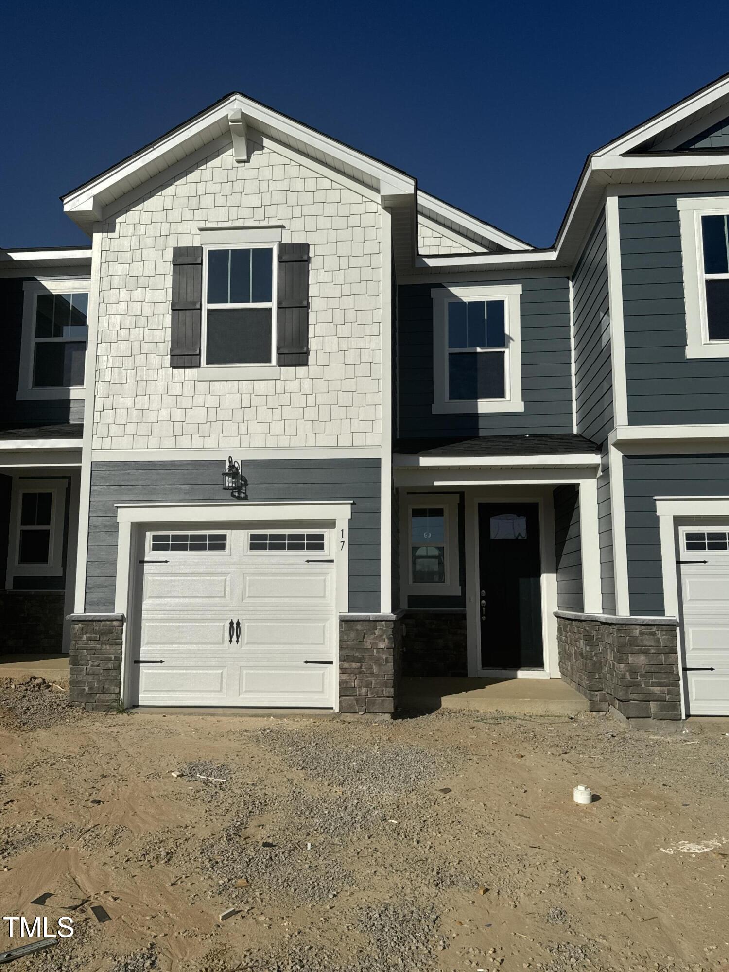 17 Silver Pne Drive Property Photo