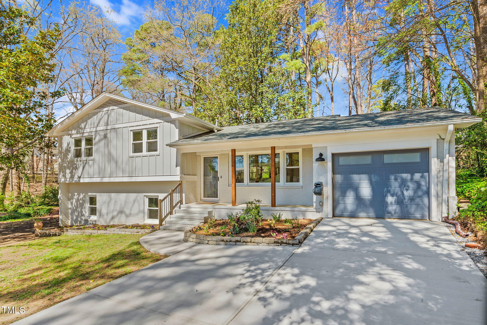 409 Dartmouth Road Property Photo 1