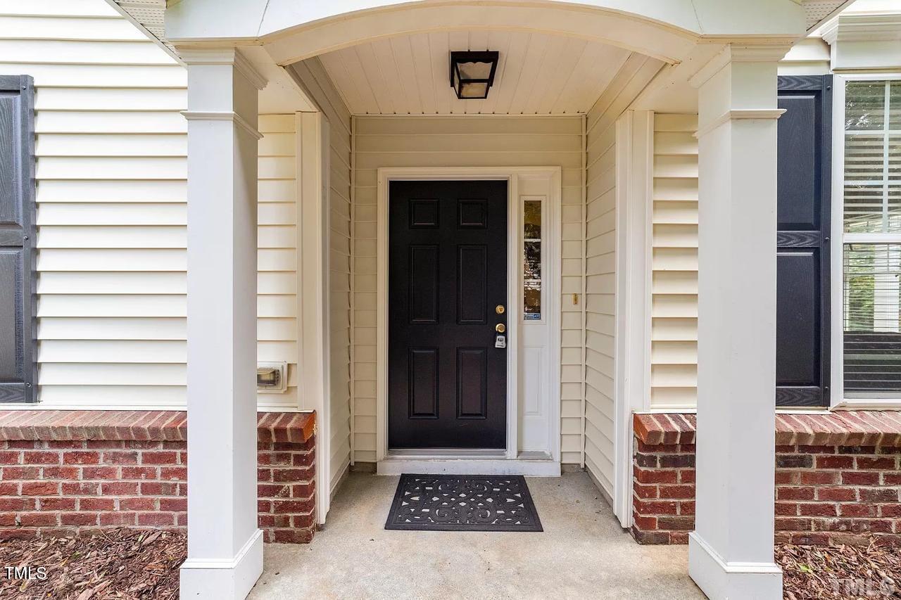 100 Bell Tower Way Property Photo