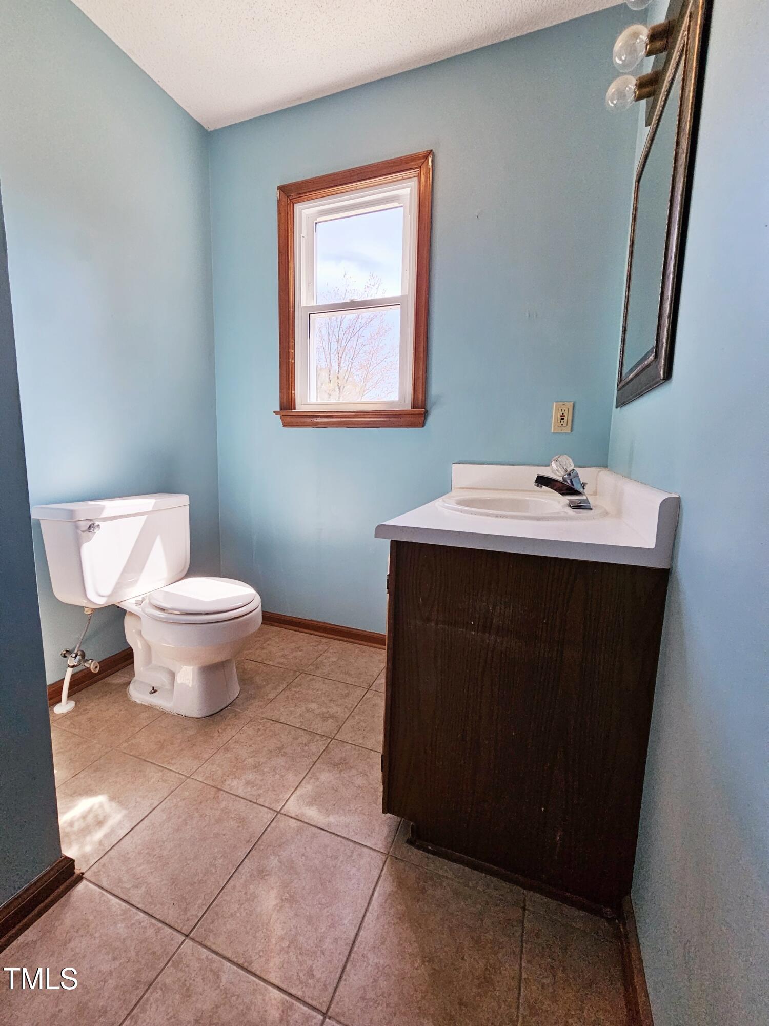 117 Woodcroft Drive Drive Property Photo 8