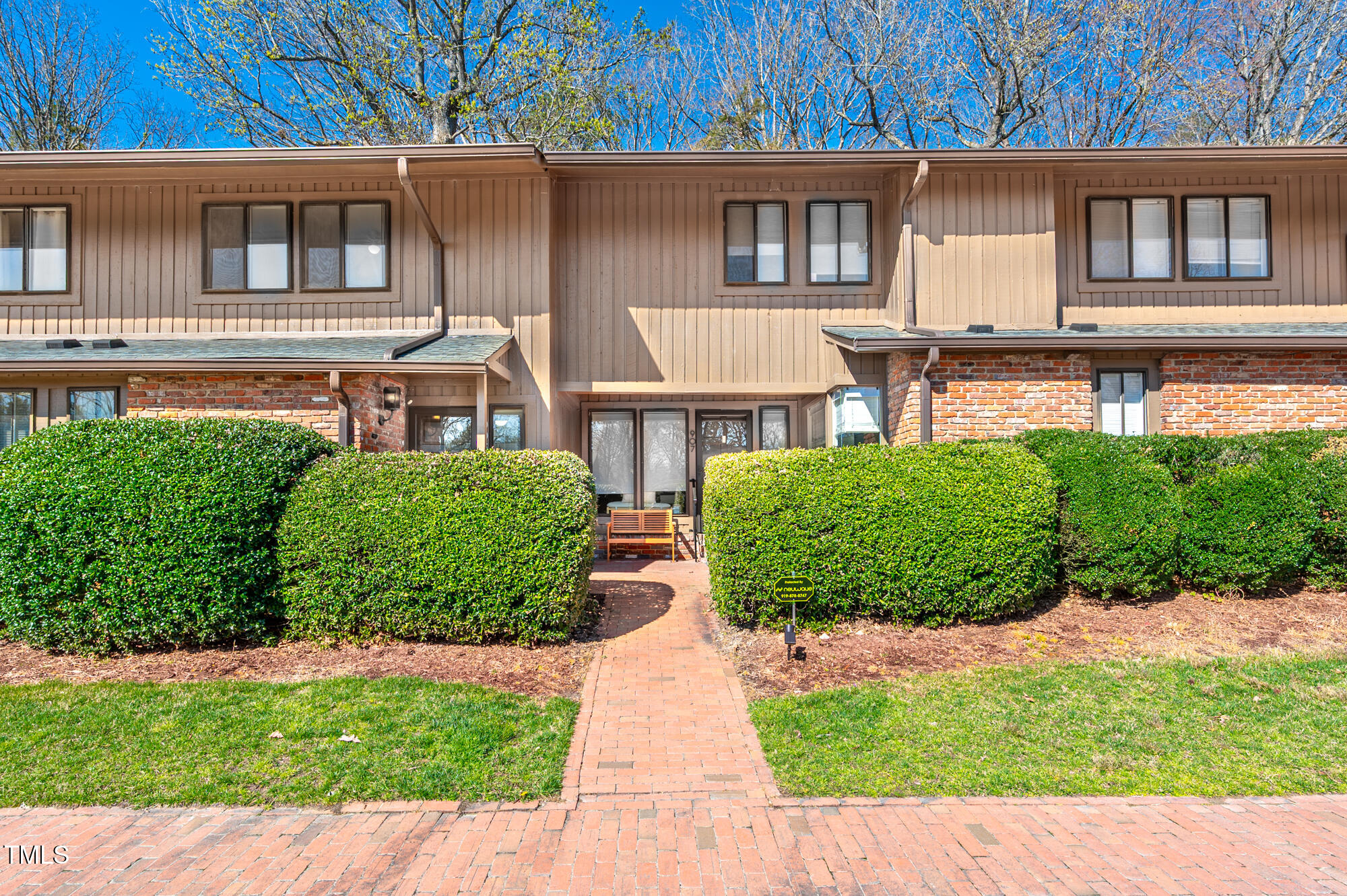 906 Oak Tree Drive Property Photo