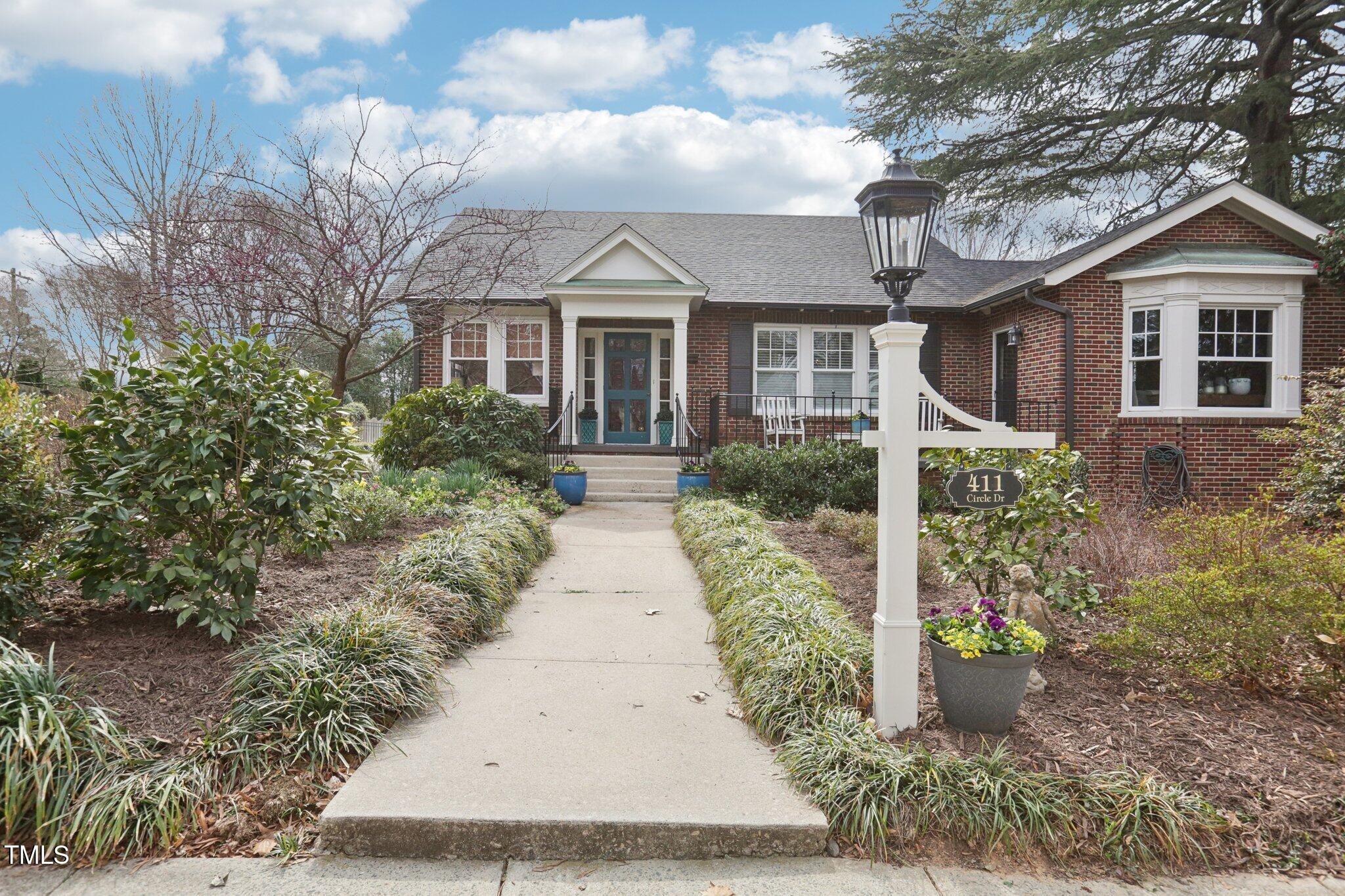 411 Circle Drive Property Photo
