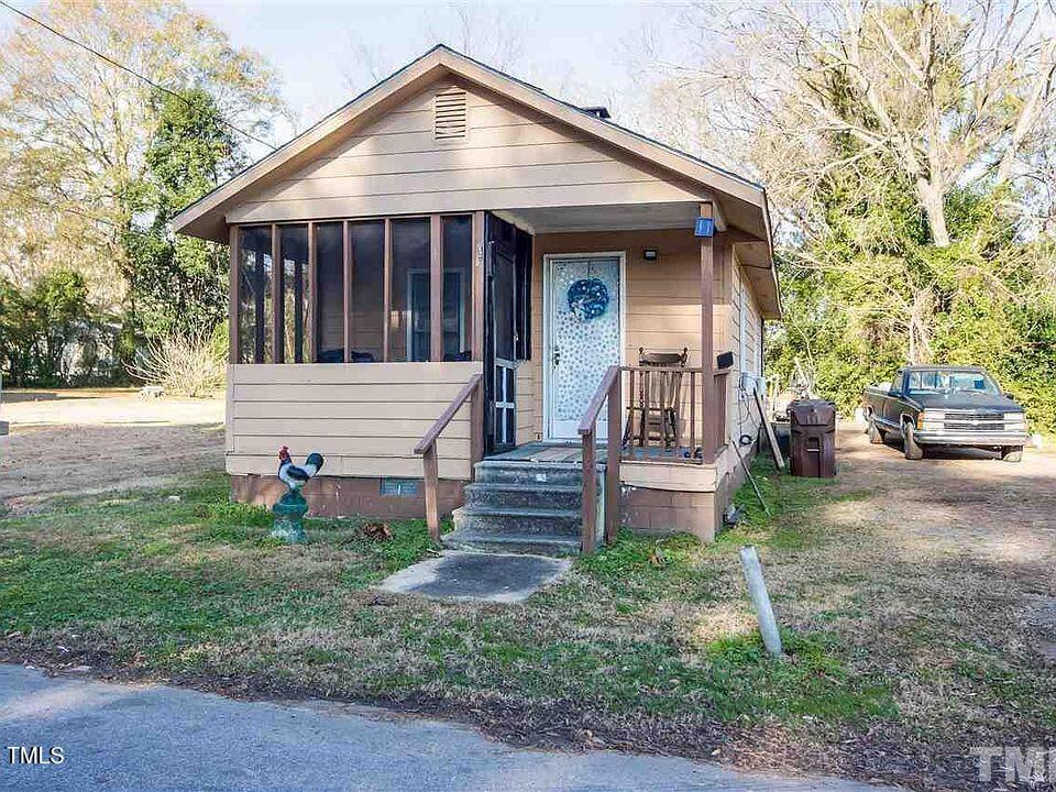 207 N Jackson Street Property Photo