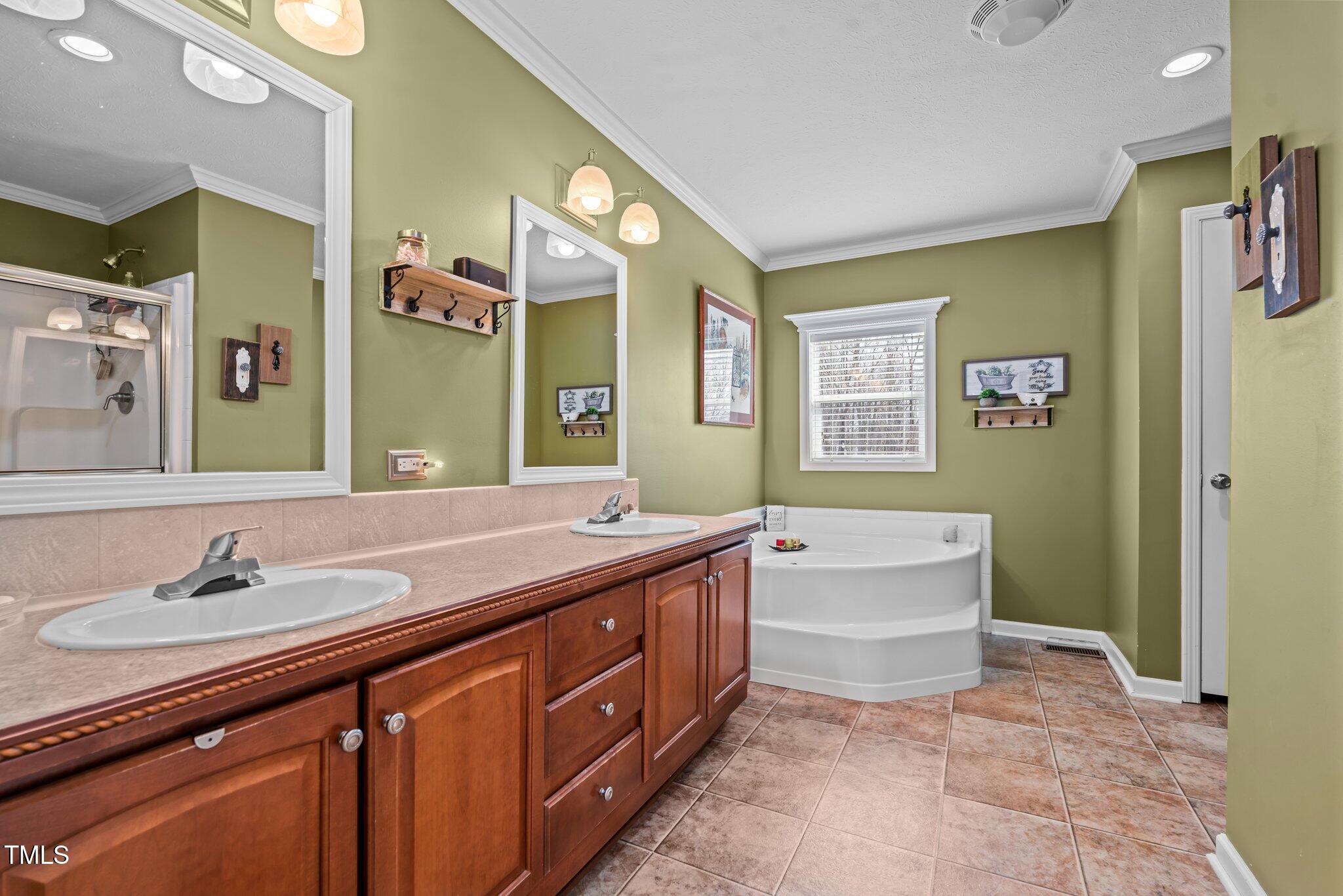 4194 Abattoir Road Property Photo 34