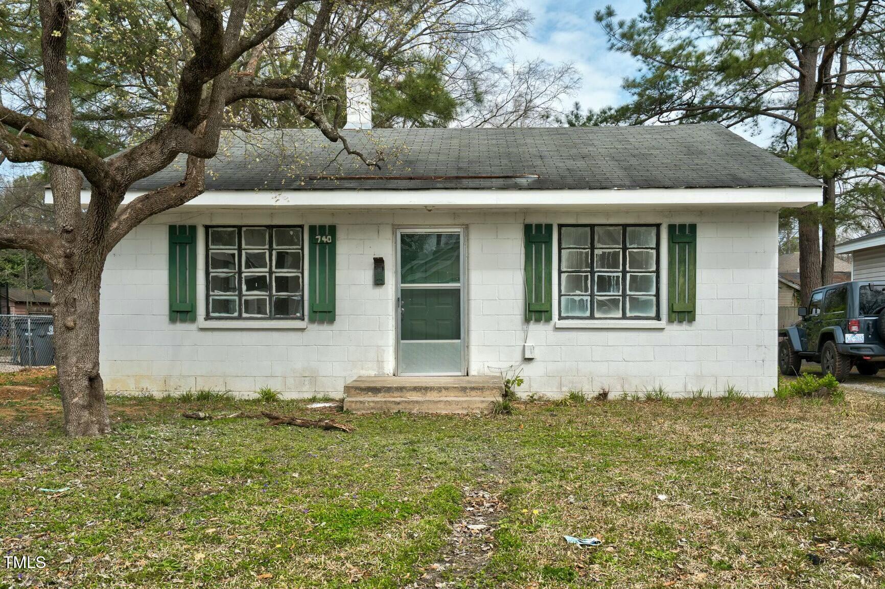 740 Long Avenue Property Photo