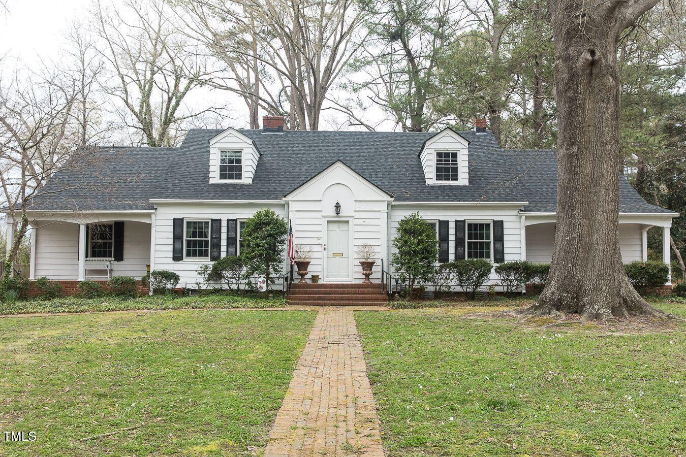 105 John Street Property Photo