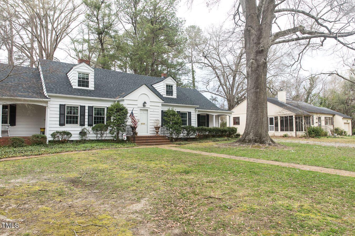 105 John Street Property Photo 4