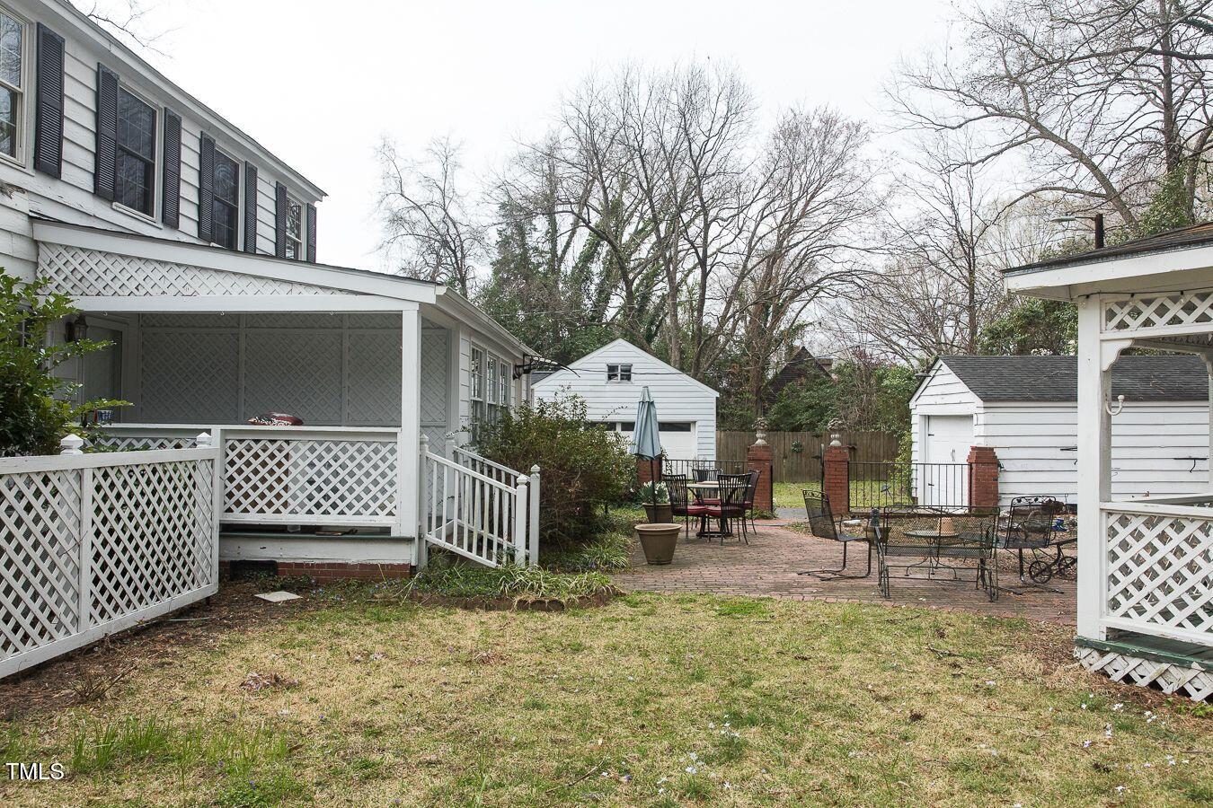 105 John Street Property Photo 14