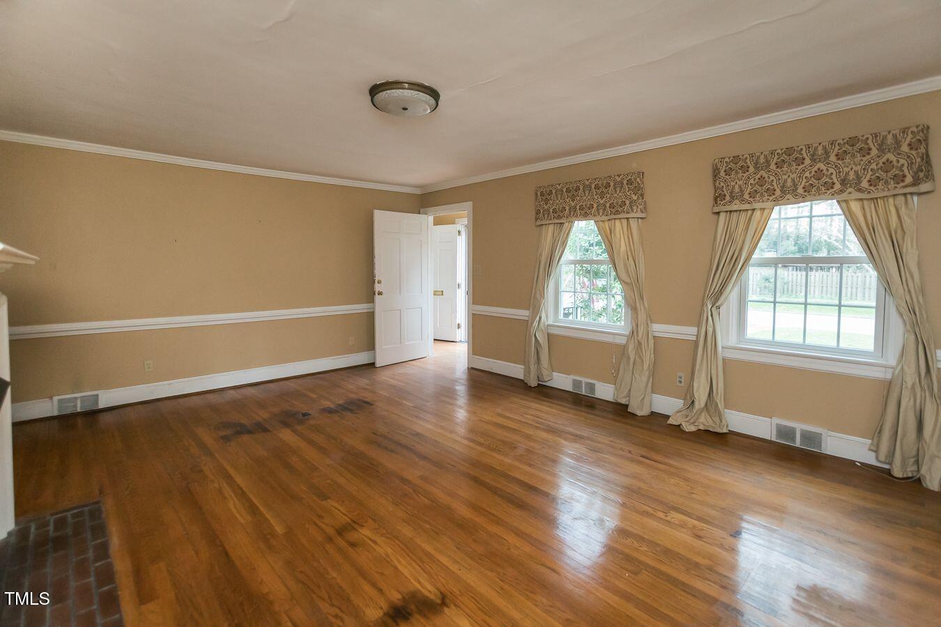 105 John Street Property Photo 27