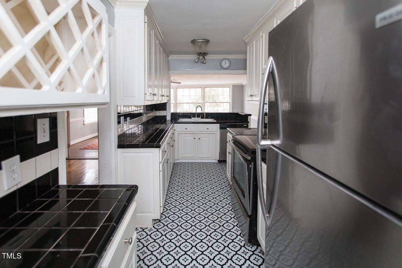 105 John Street Property Photo 28
