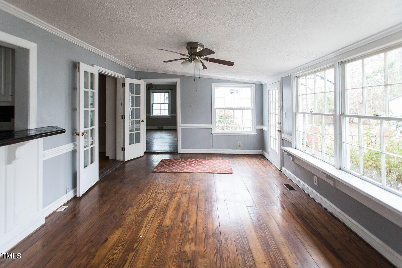 105 John Street Property Photo 32