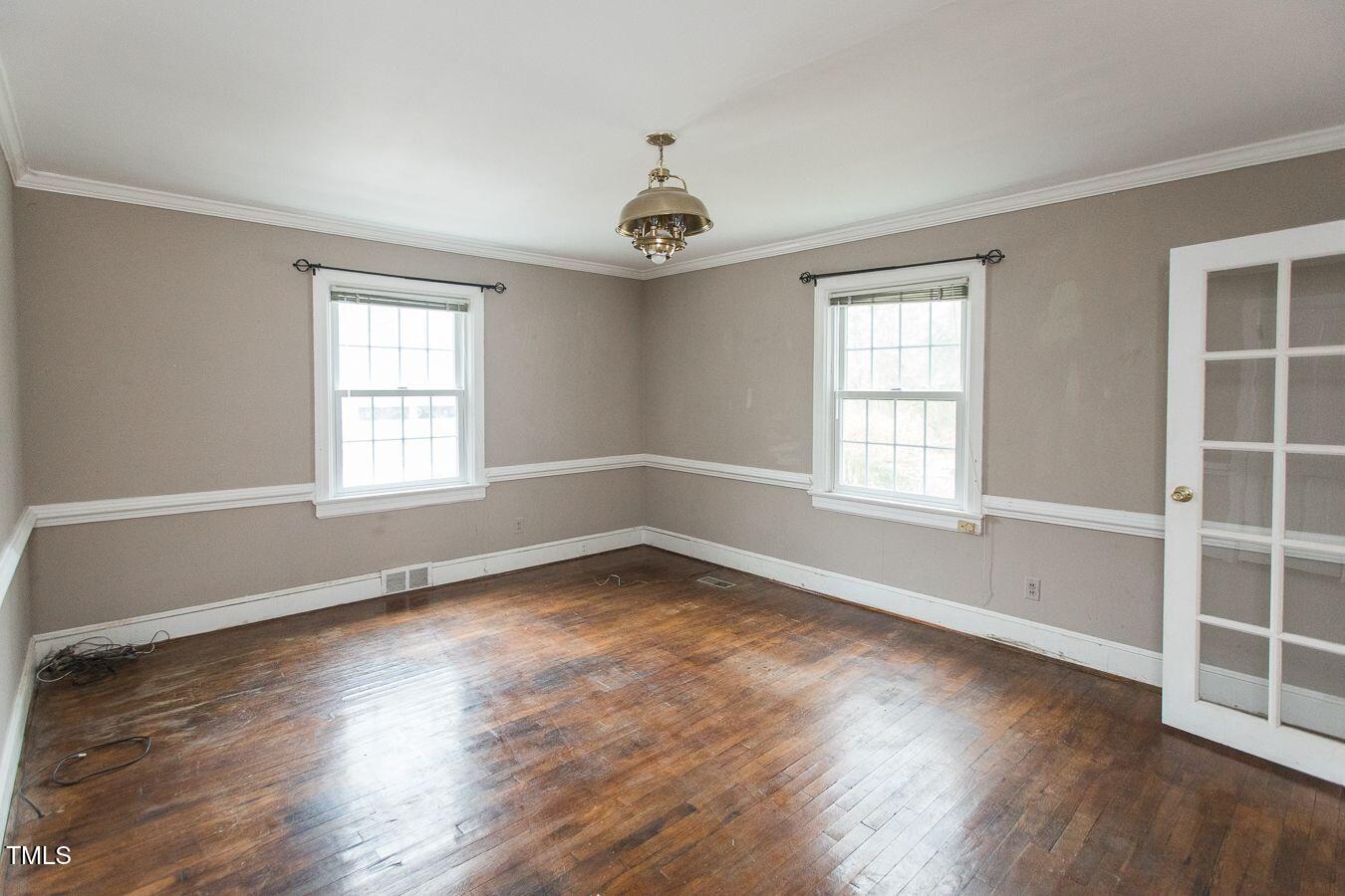 105 John Street Property Photo 39