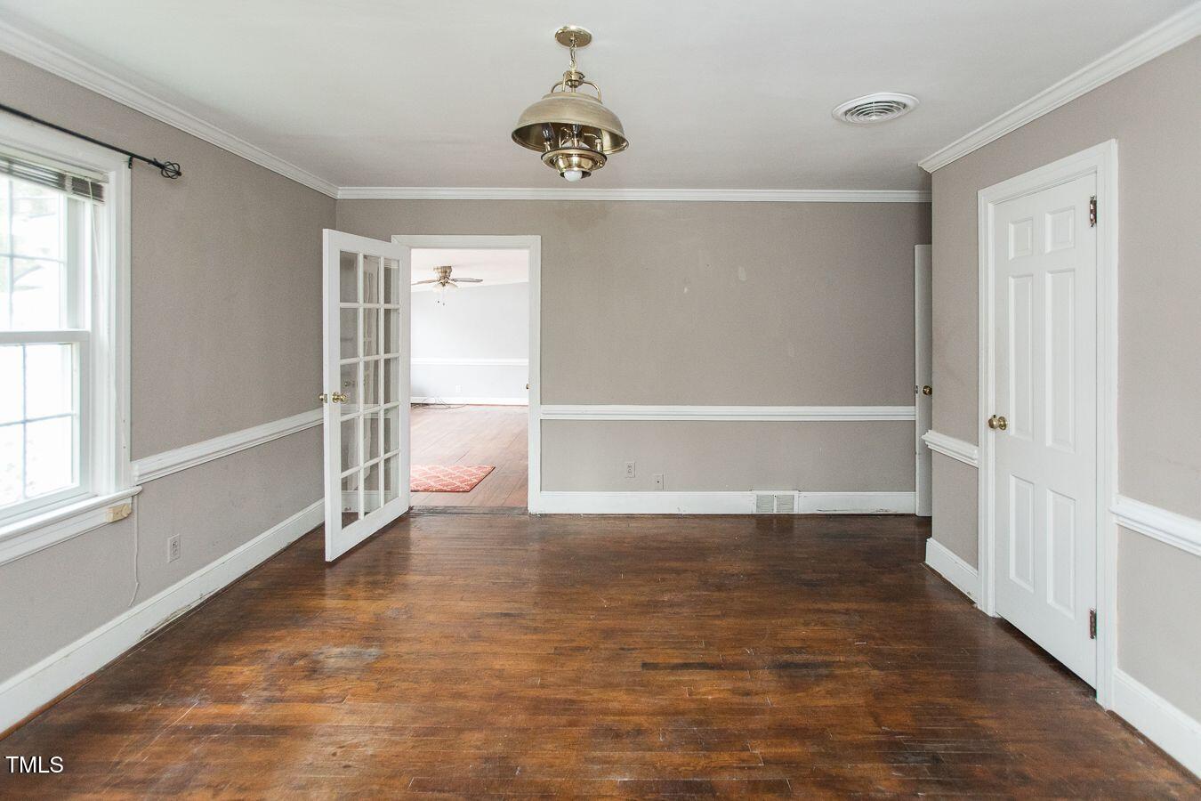 105 John Street Property Photo 40