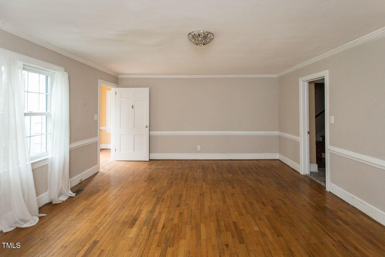 105 John Street Property Photo 43