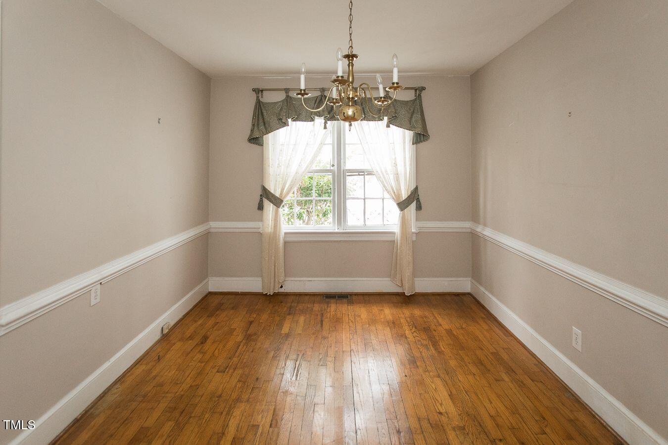 105 John Street Property Photo 47
