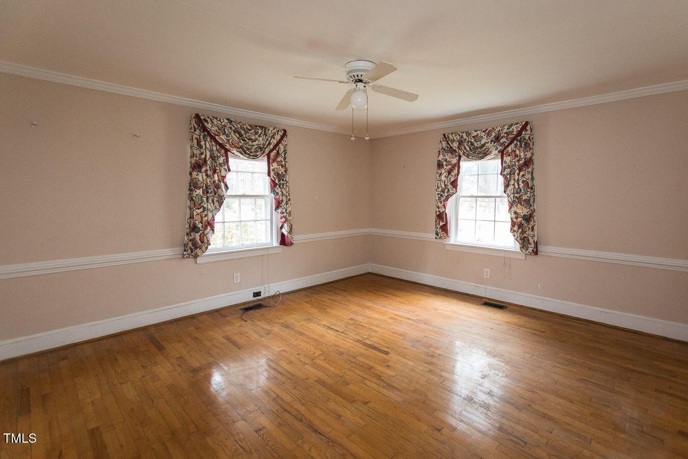105 John Street Property Photo 49