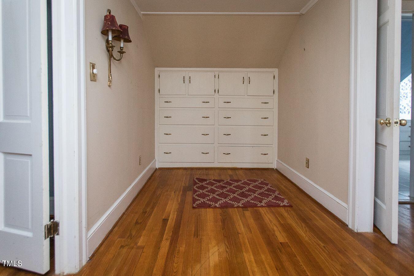 105 John Street Property Photo 56