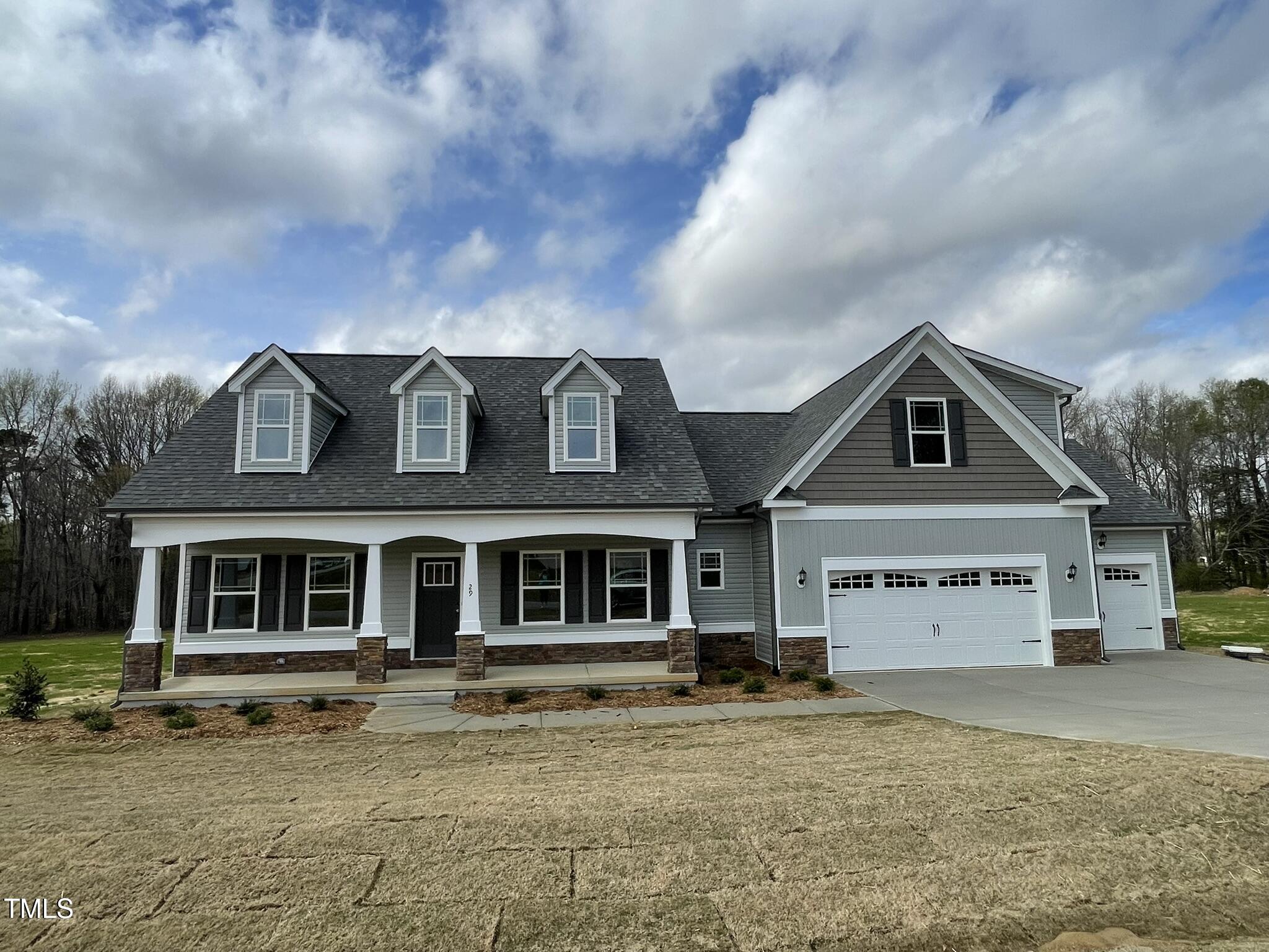 29 Busterfield Court Property Photo