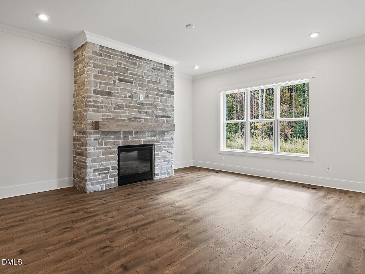 2521 Lillian Woods Drive Property Photo 8