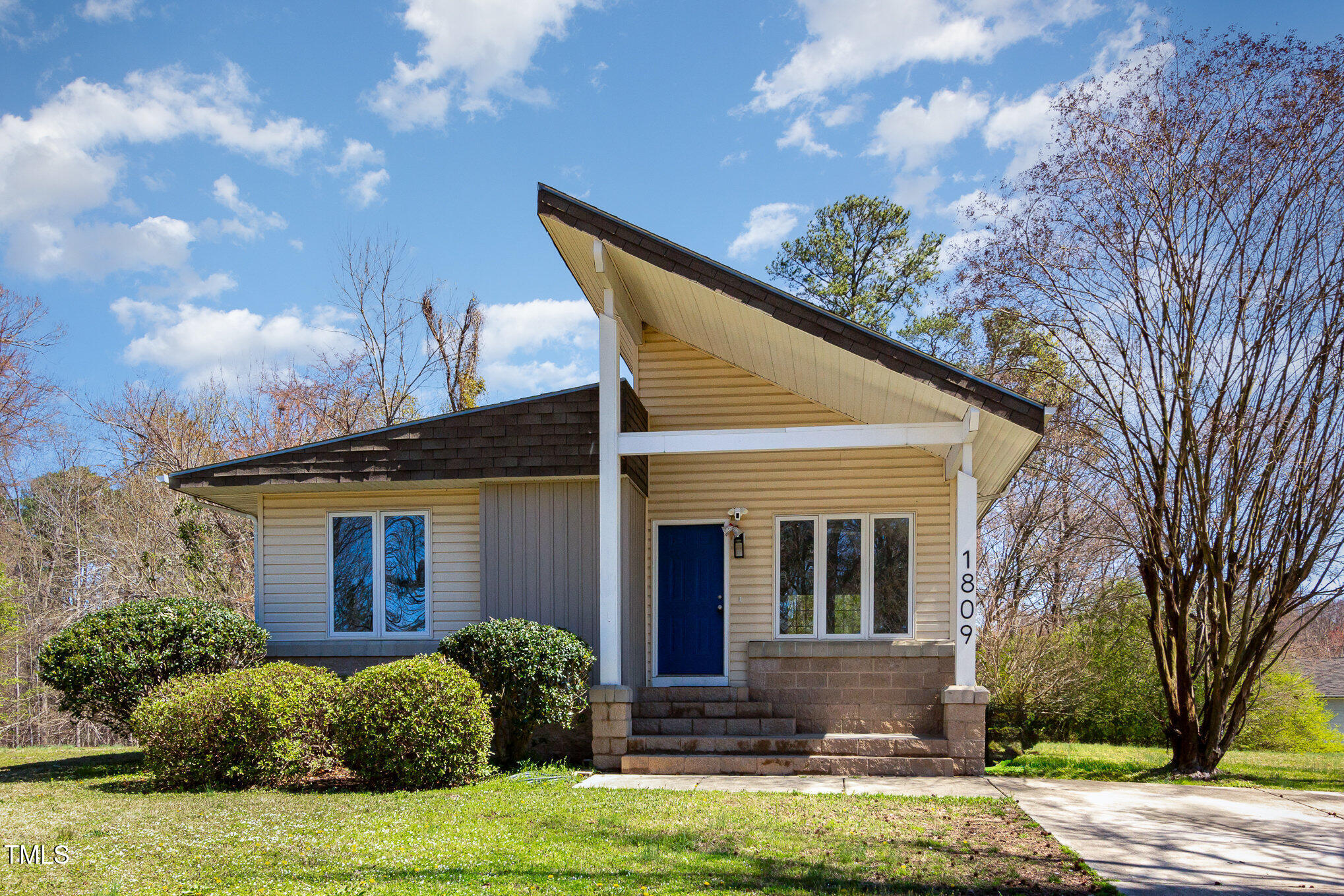 1809 Coltrane Court Property Photo