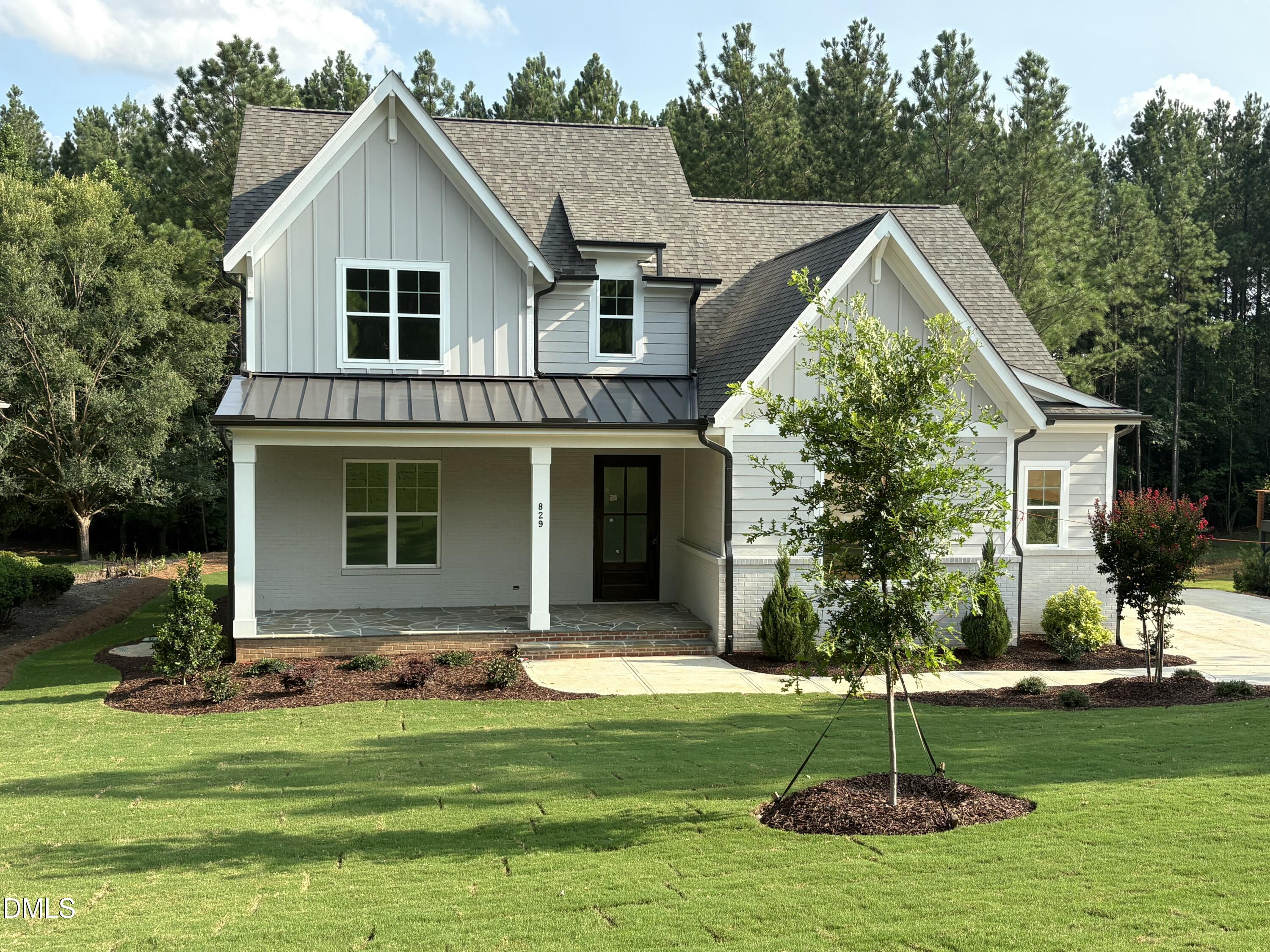 829 Chapel Ridge Drive Property Photo 1