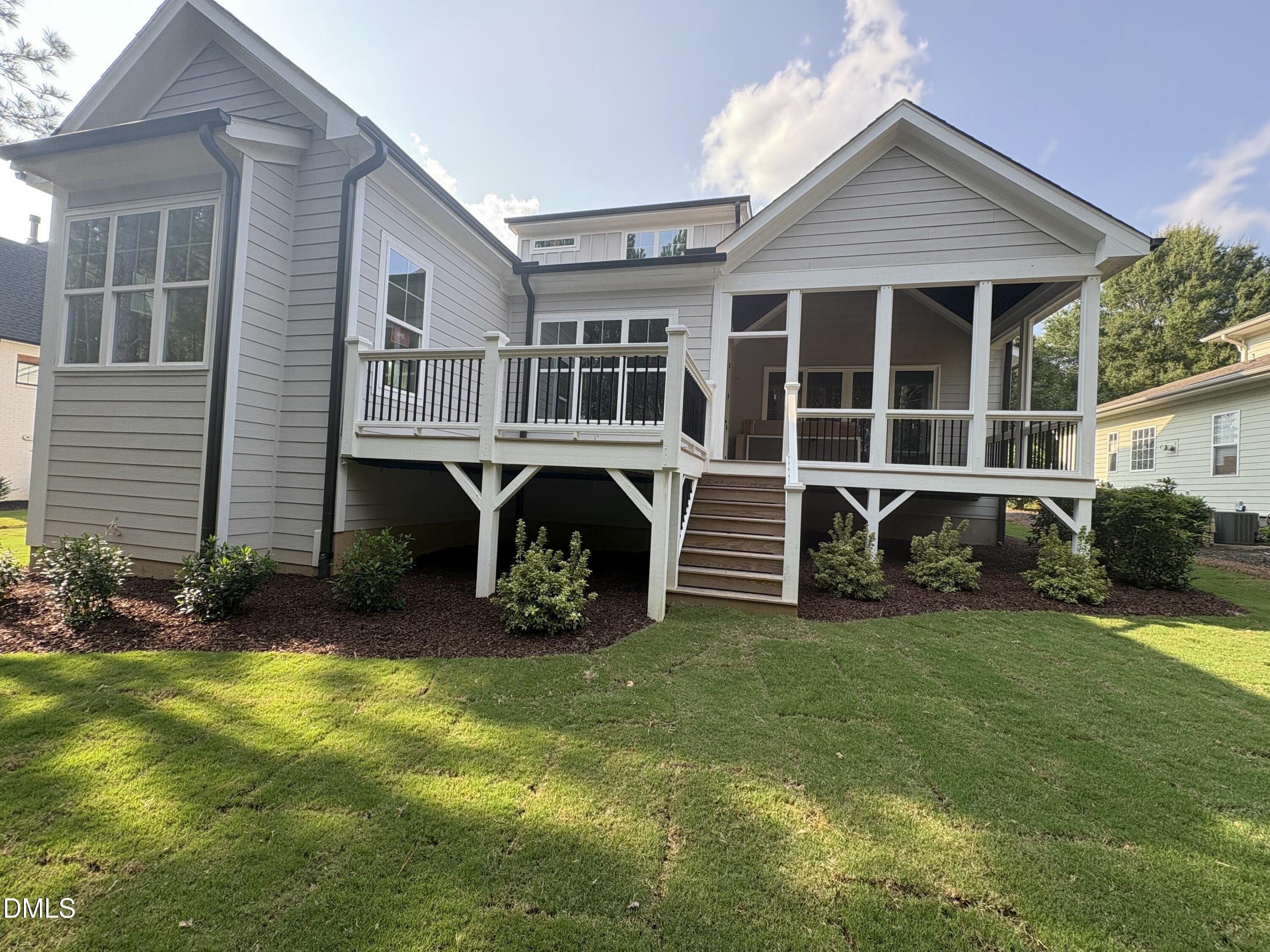 829 Chapel Ridge Drive Property Photo 4