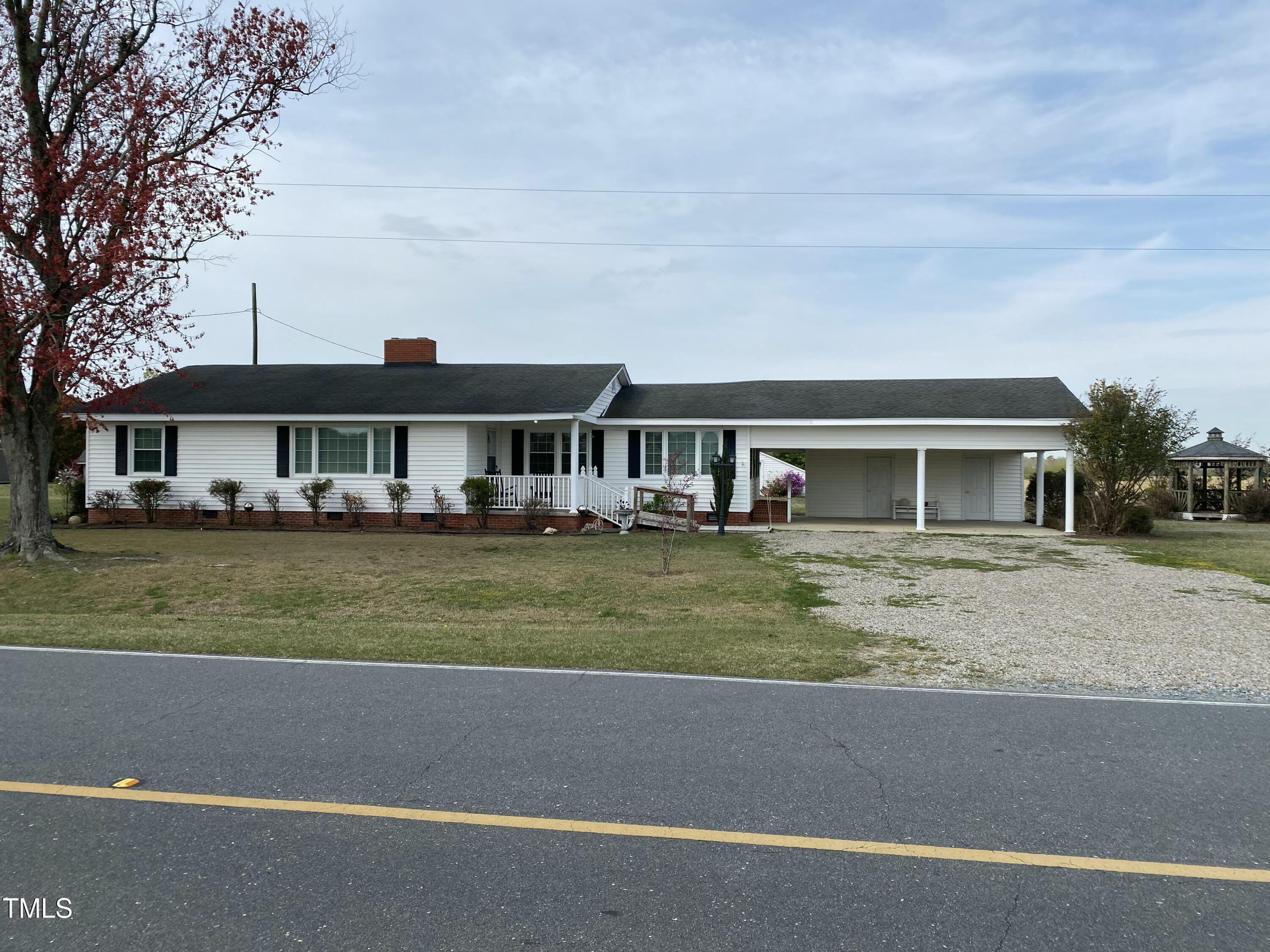 736 Core Rd Road Property Photo