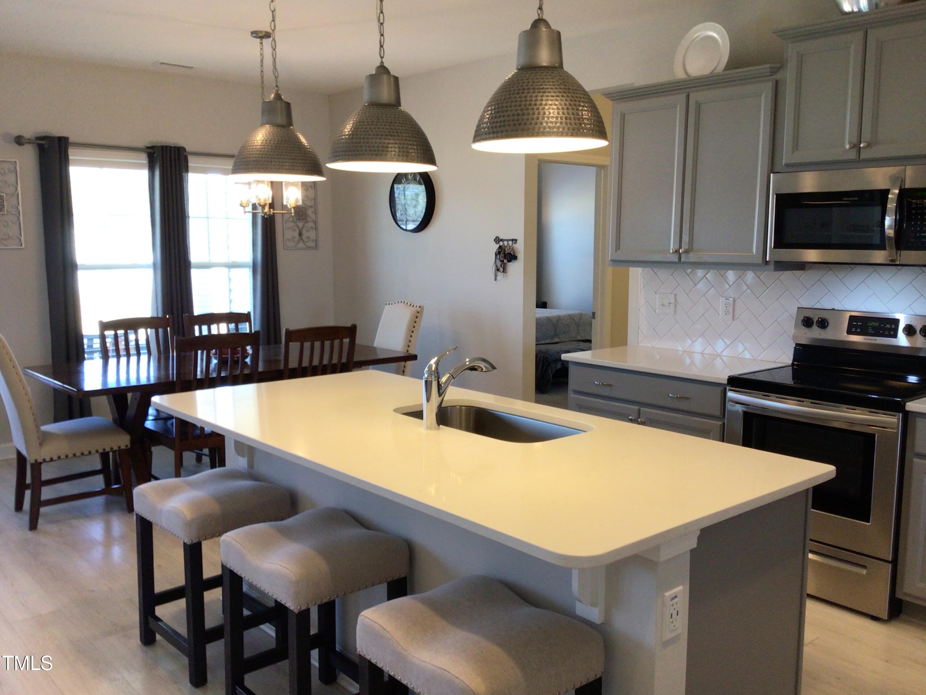 149 Steep Rock Drive Property Photo 8