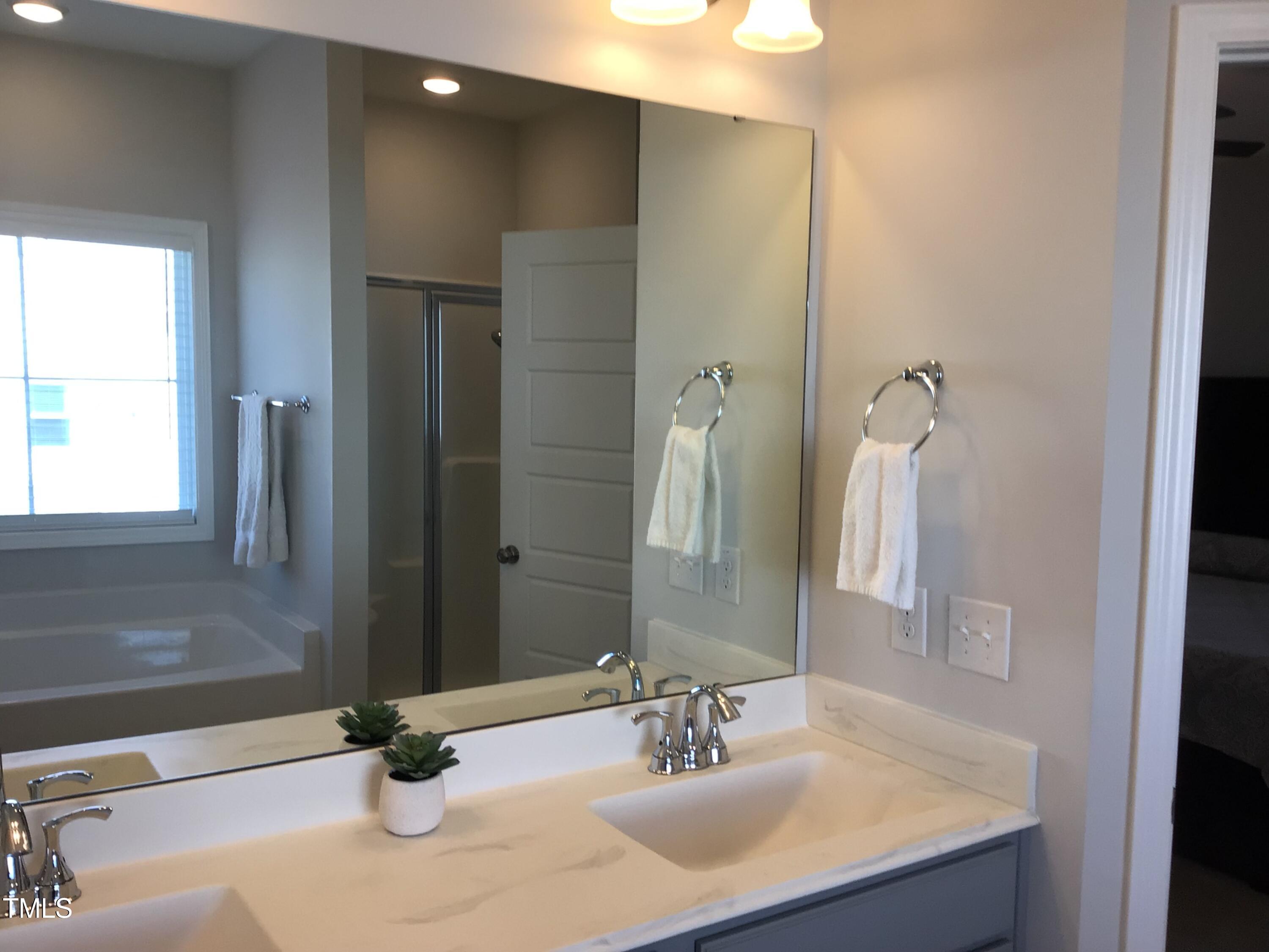 149 Steep Rock Drive Property Photo 14