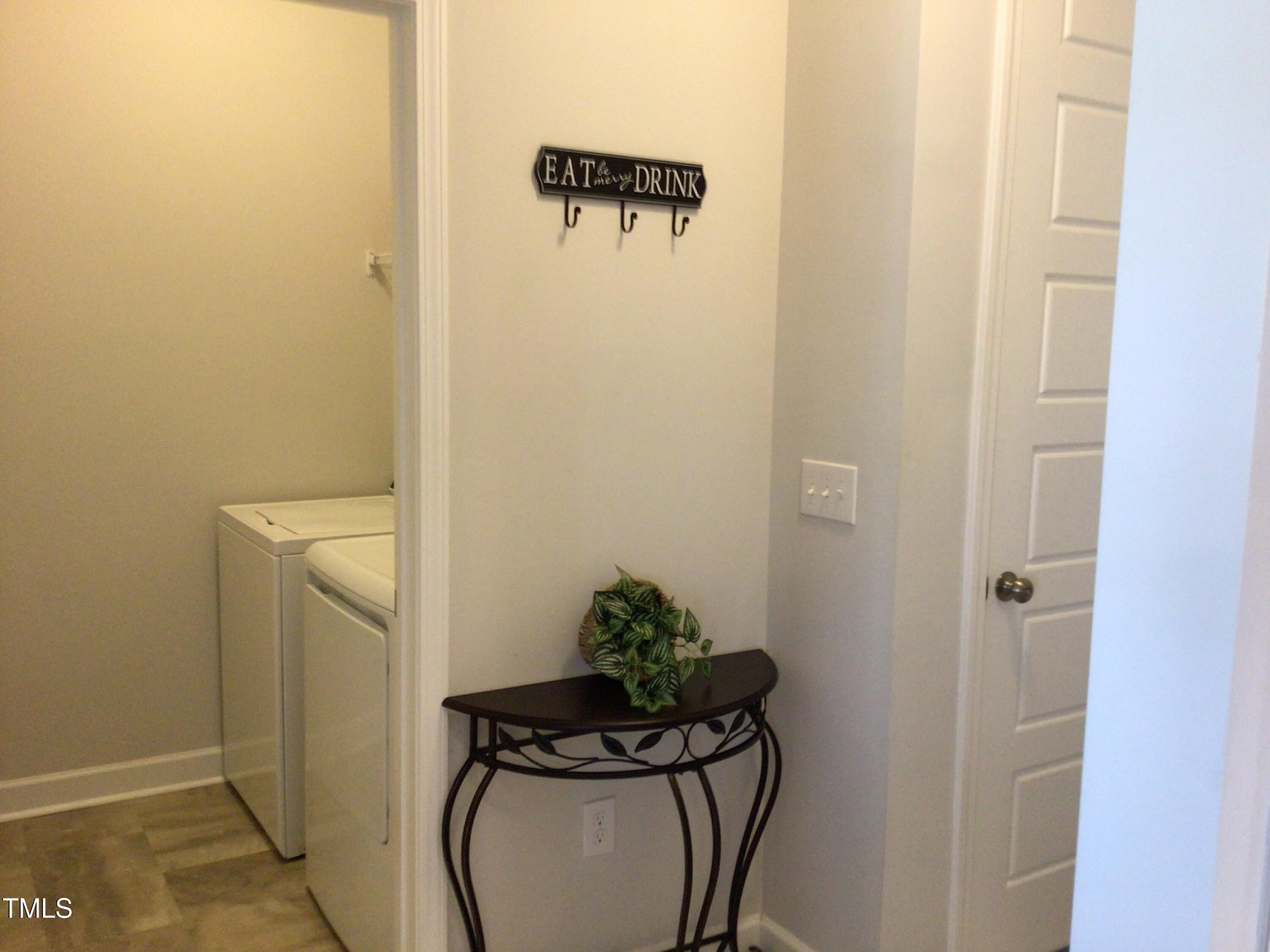 149 Steep Rock Drive Property Photo 21