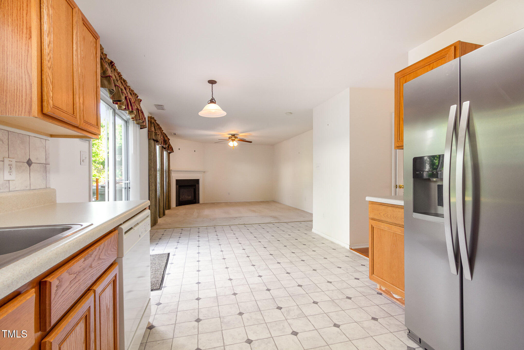 1009 Limeberry Court Property Photo 15