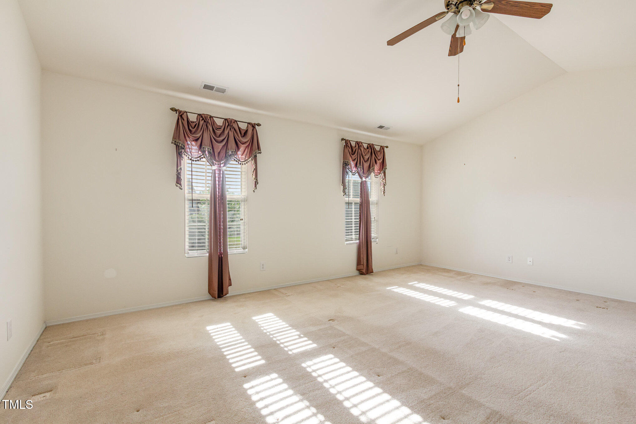 1009 Limeberry Court Property Photo 20