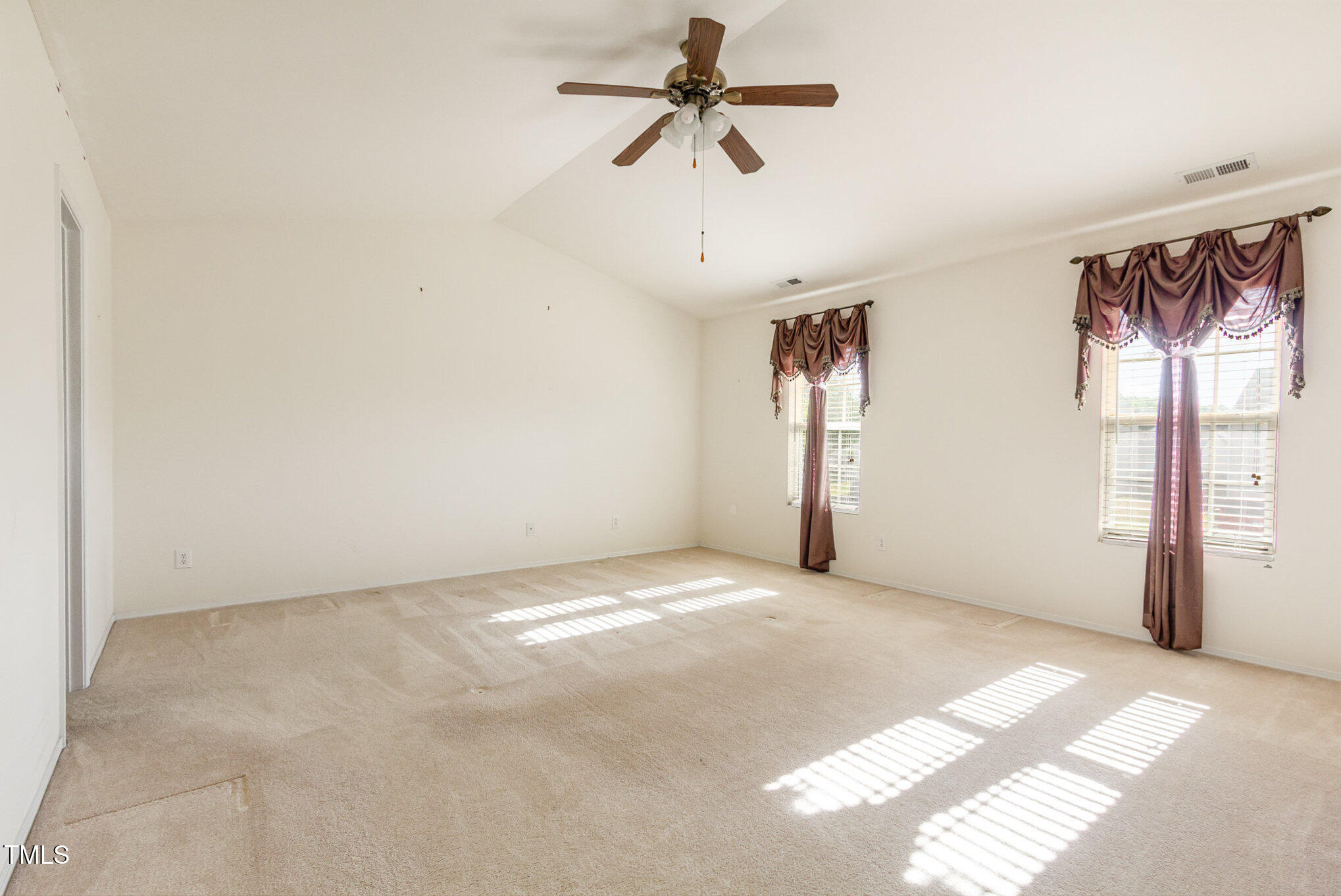1009 Limeberry Court Property Photo 21