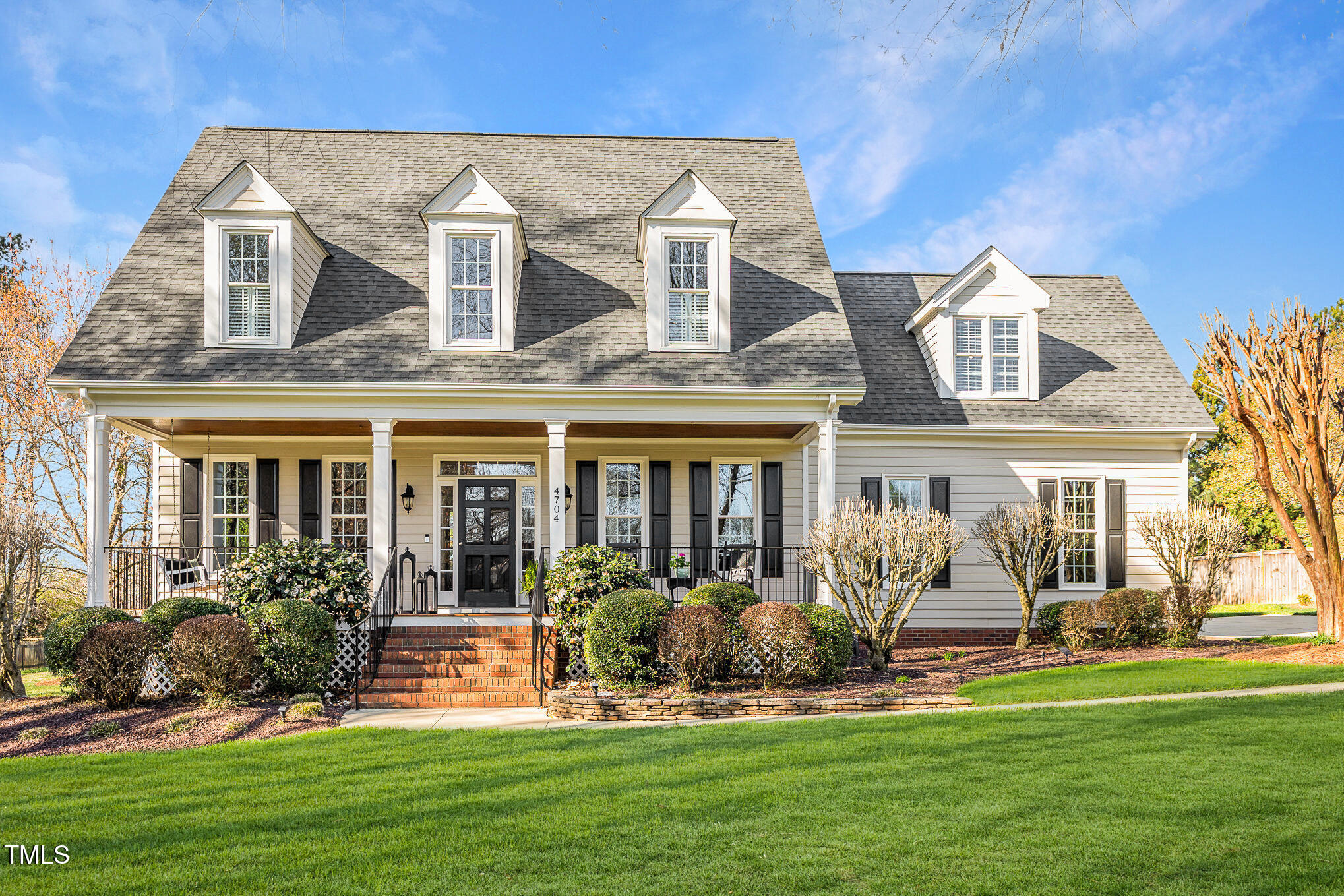 Apex Real Estate Listings Main Image