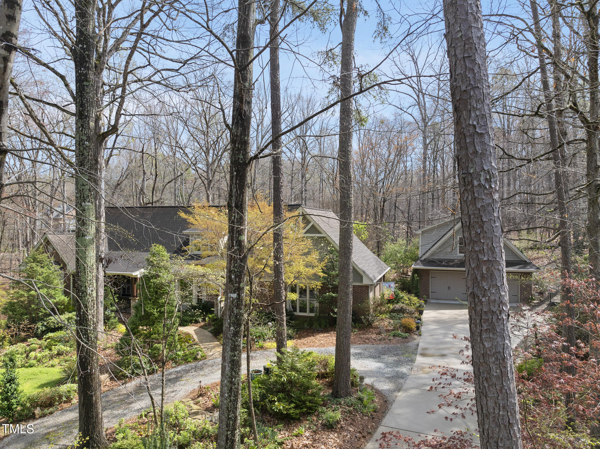 3001 Hunters Bluff Drive Property Photo